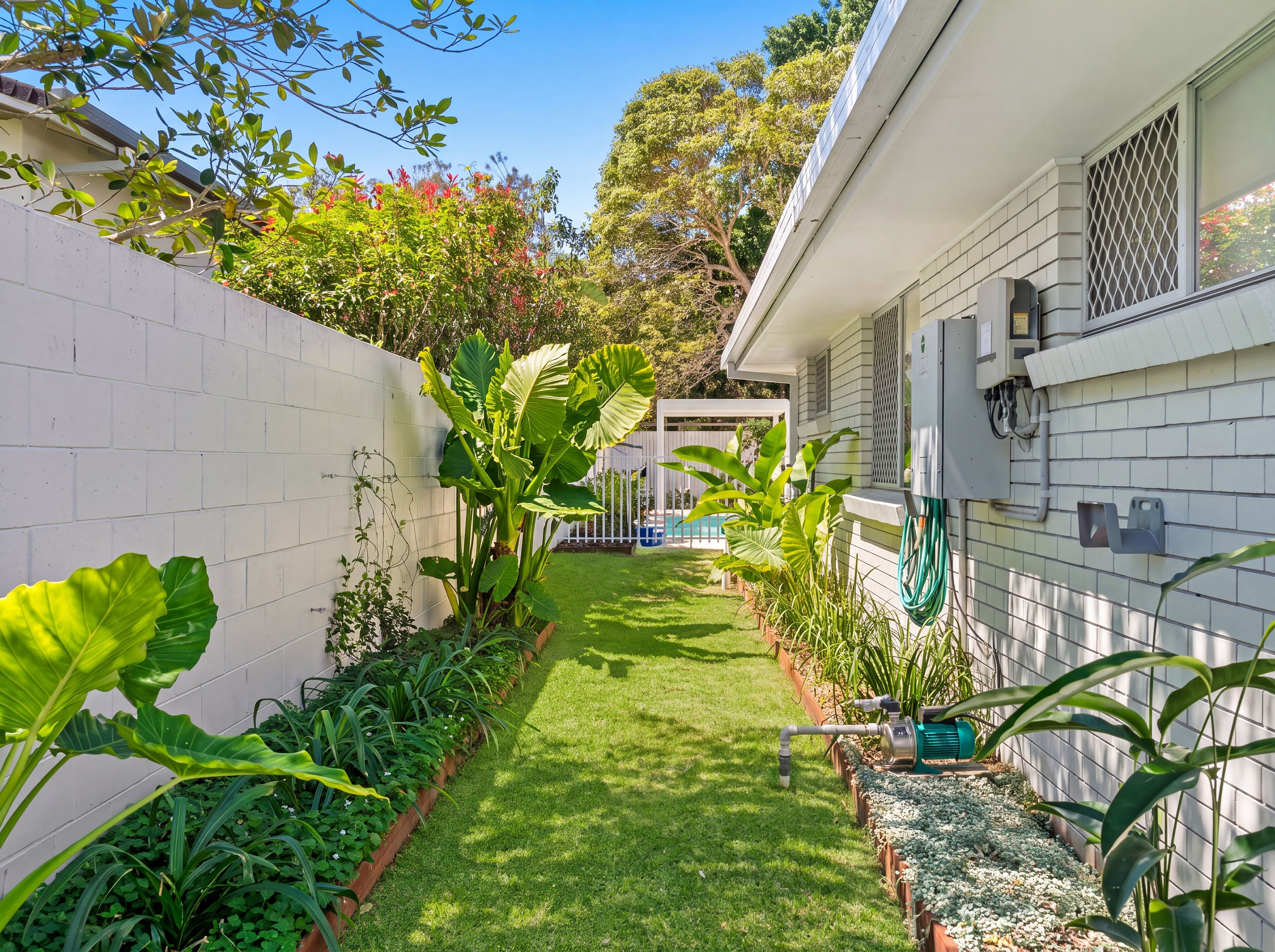 17 Oriana Drive — photo 16 of 18