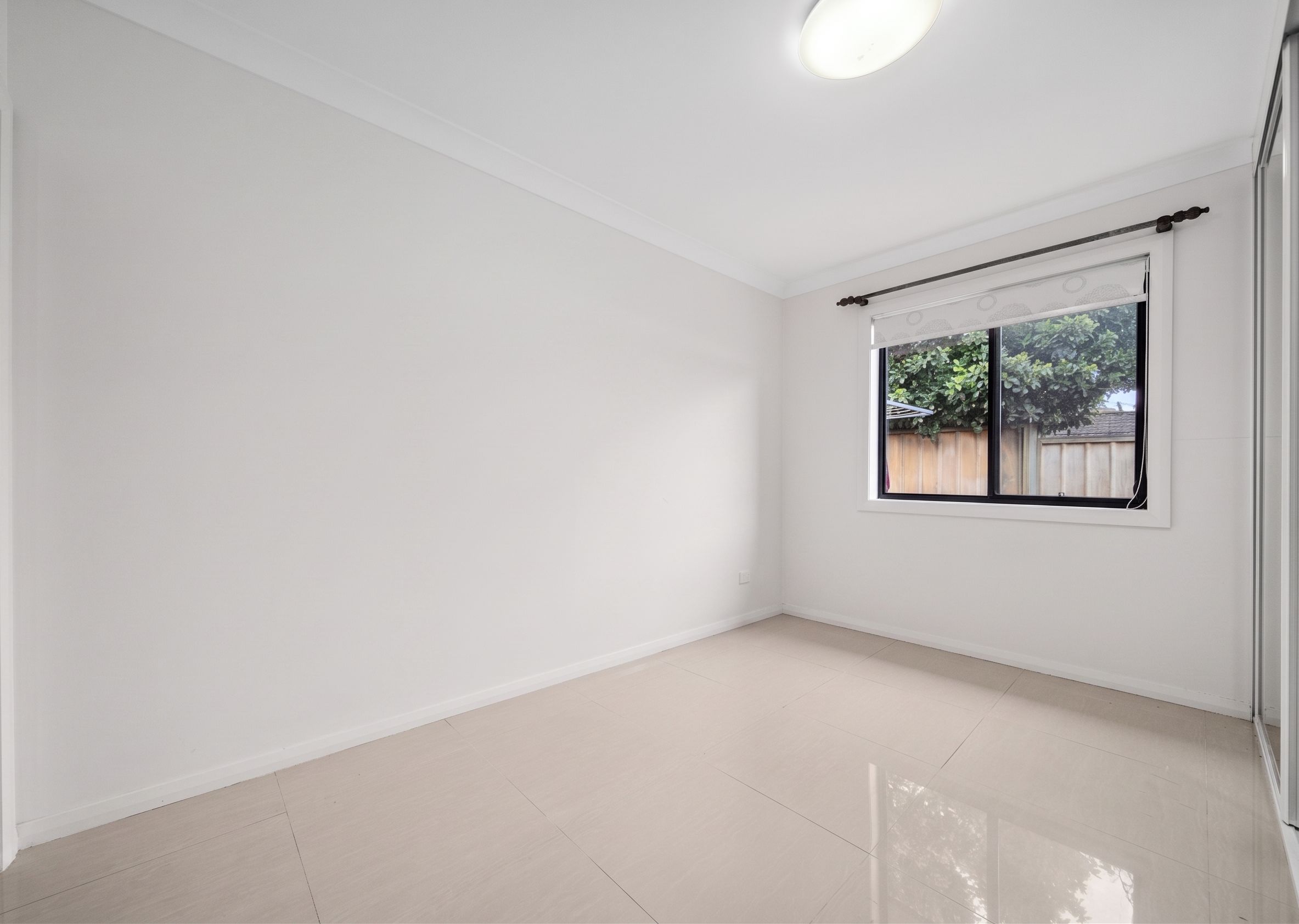19A Hewison Street — photo 4 of 7
