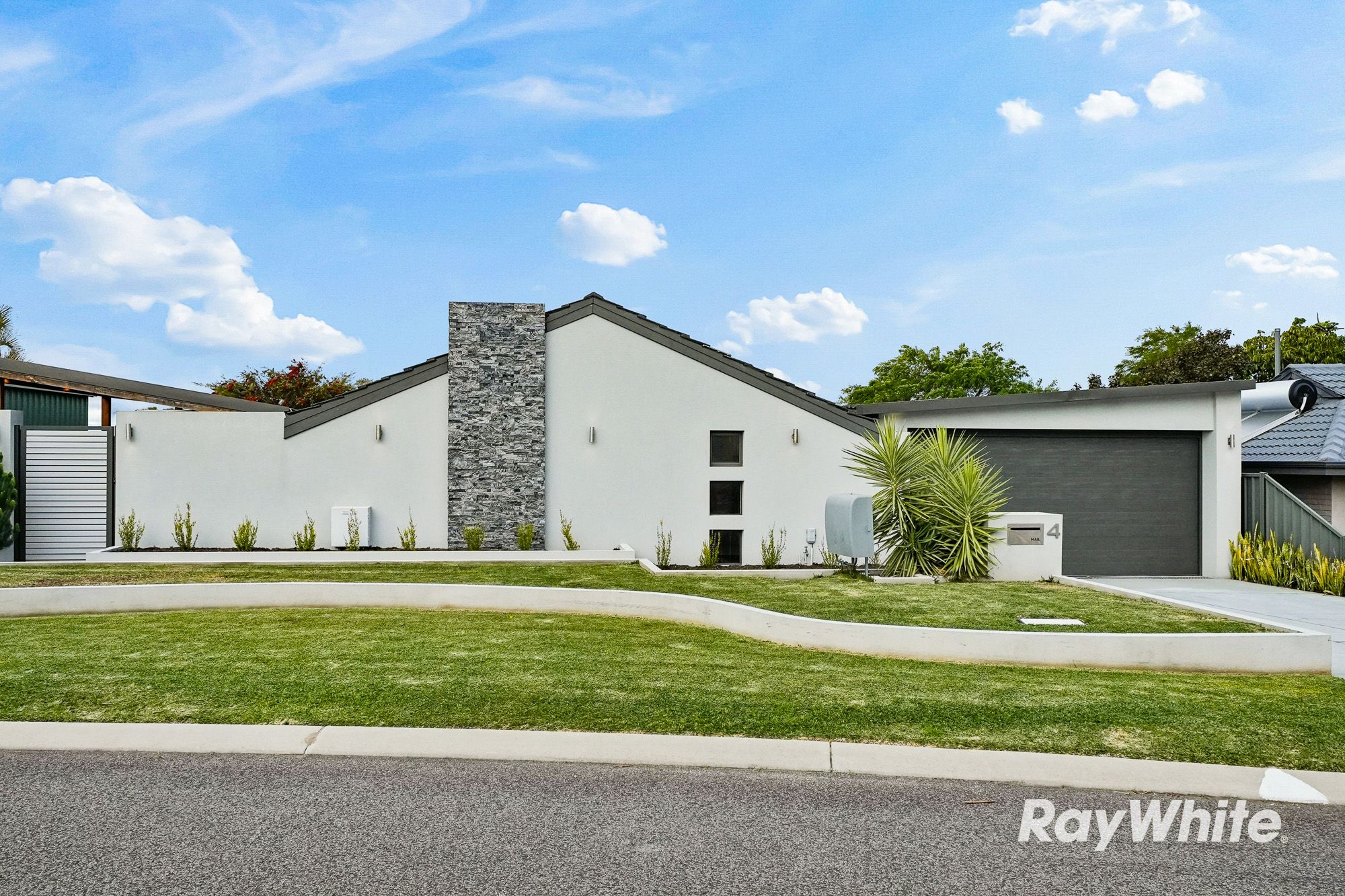 4 Cordova Court — photo from Ray White Whiteman & Associates