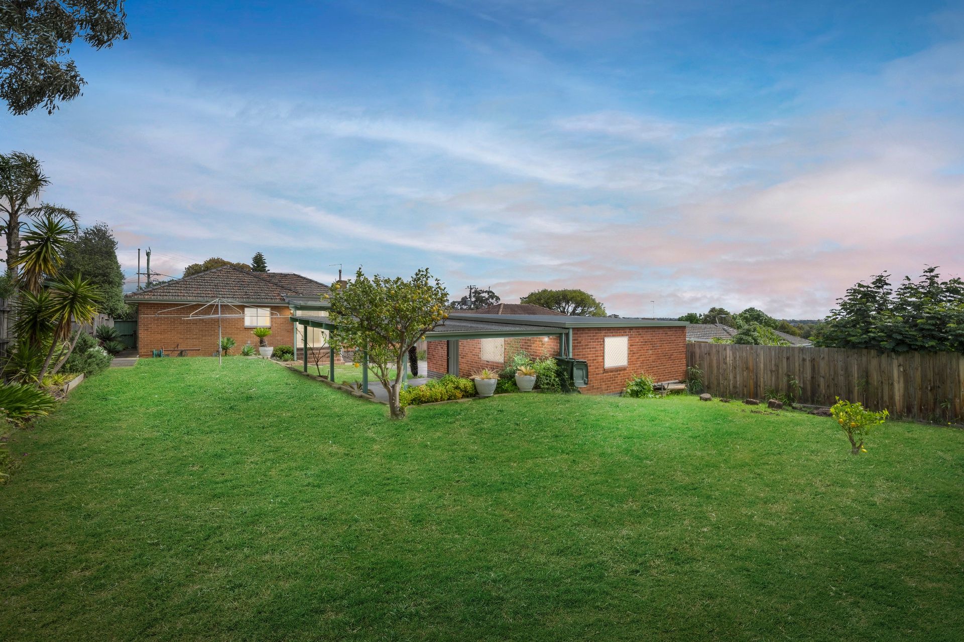 7 Burton Street — photo 12 of 12