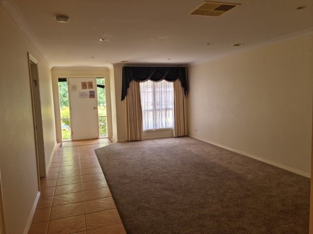 7 Winnell Court, Thurgoona, NSW 2640
