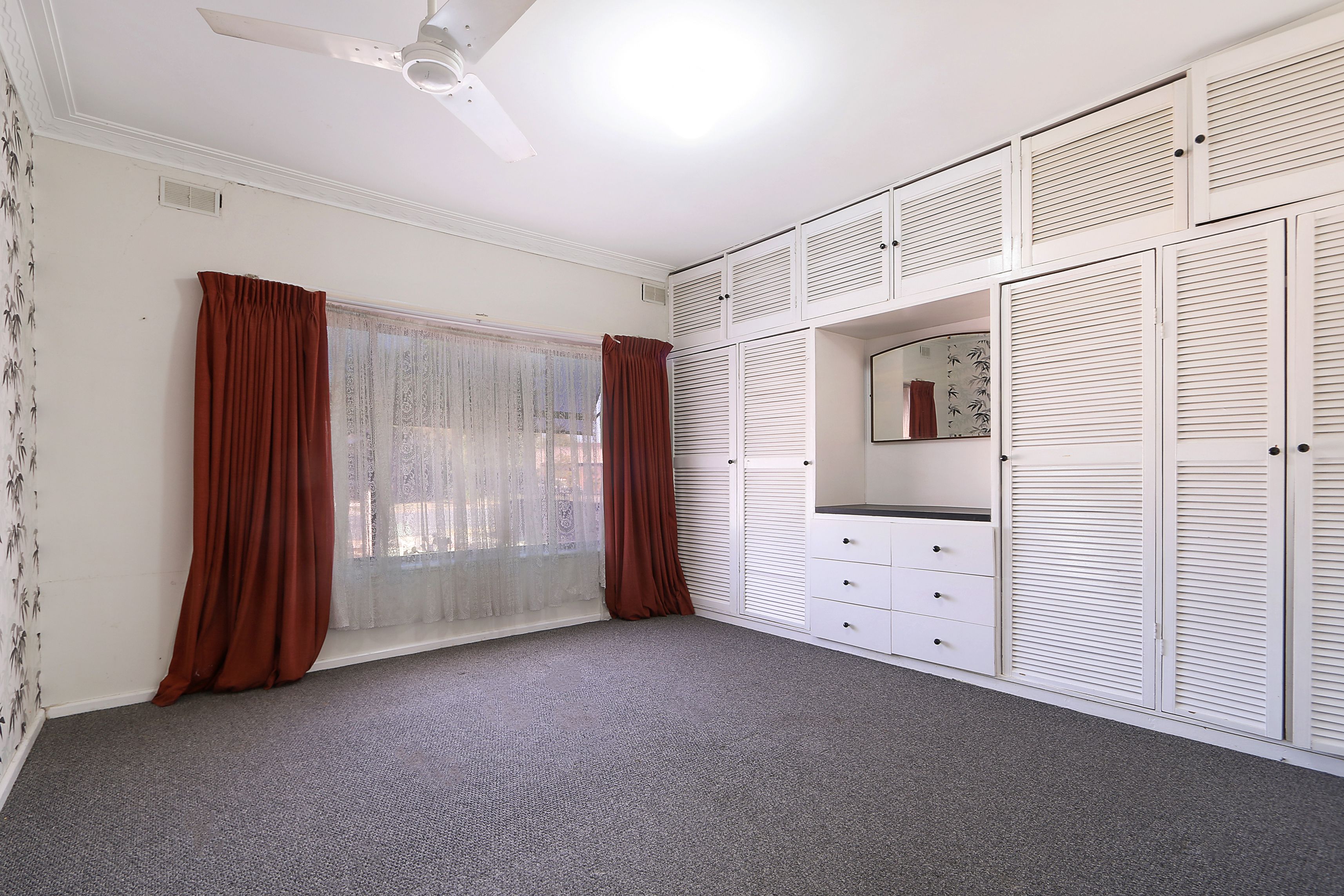 1078 Koonwarra Street — photo 5 of 9