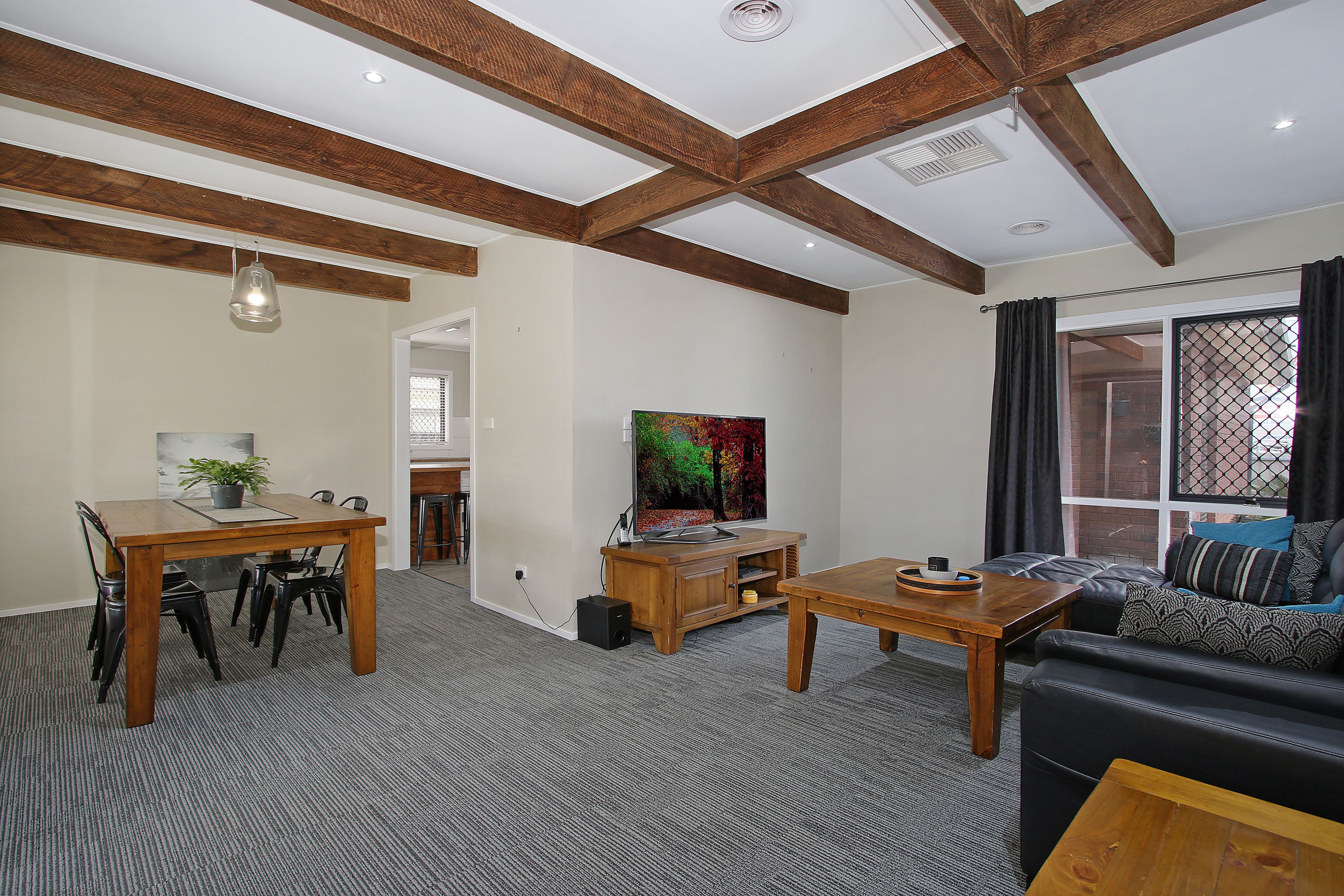 292 Union Road, Lavington, NSW 2641