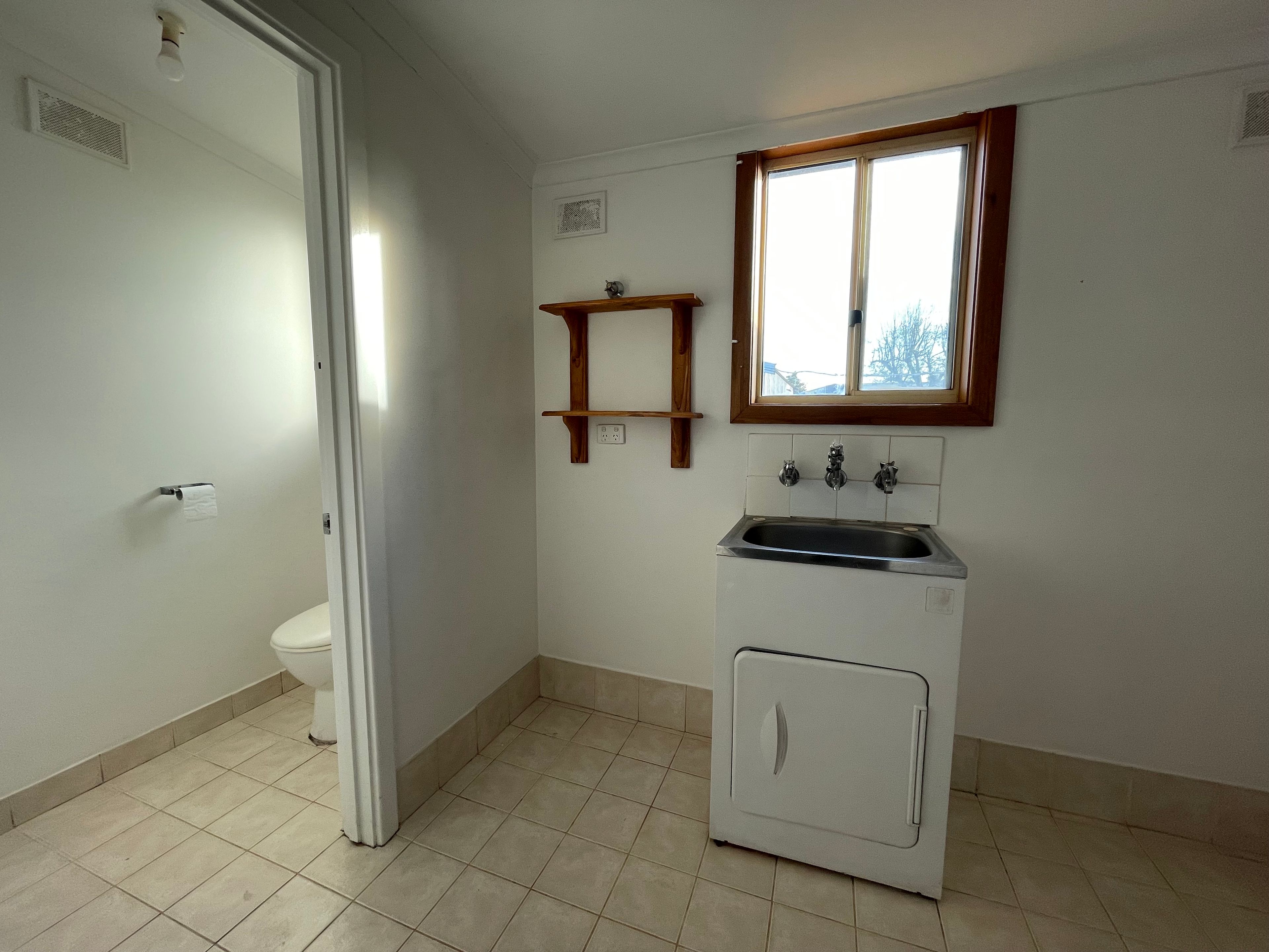 9 Richards Street — photo 9 of 12