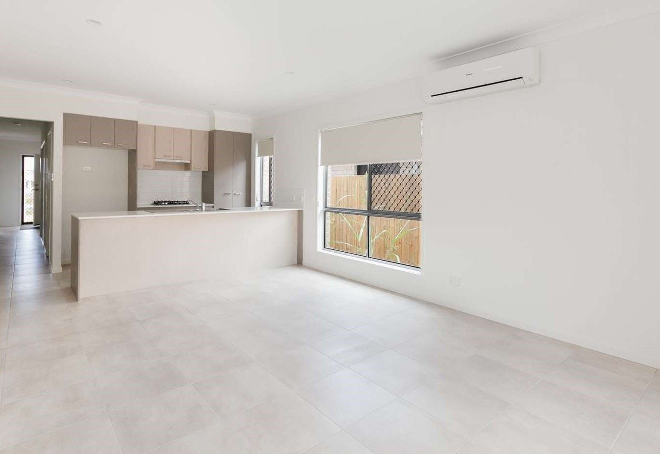 4 Mount Nebo Street, Park Ridge, QLD 4125