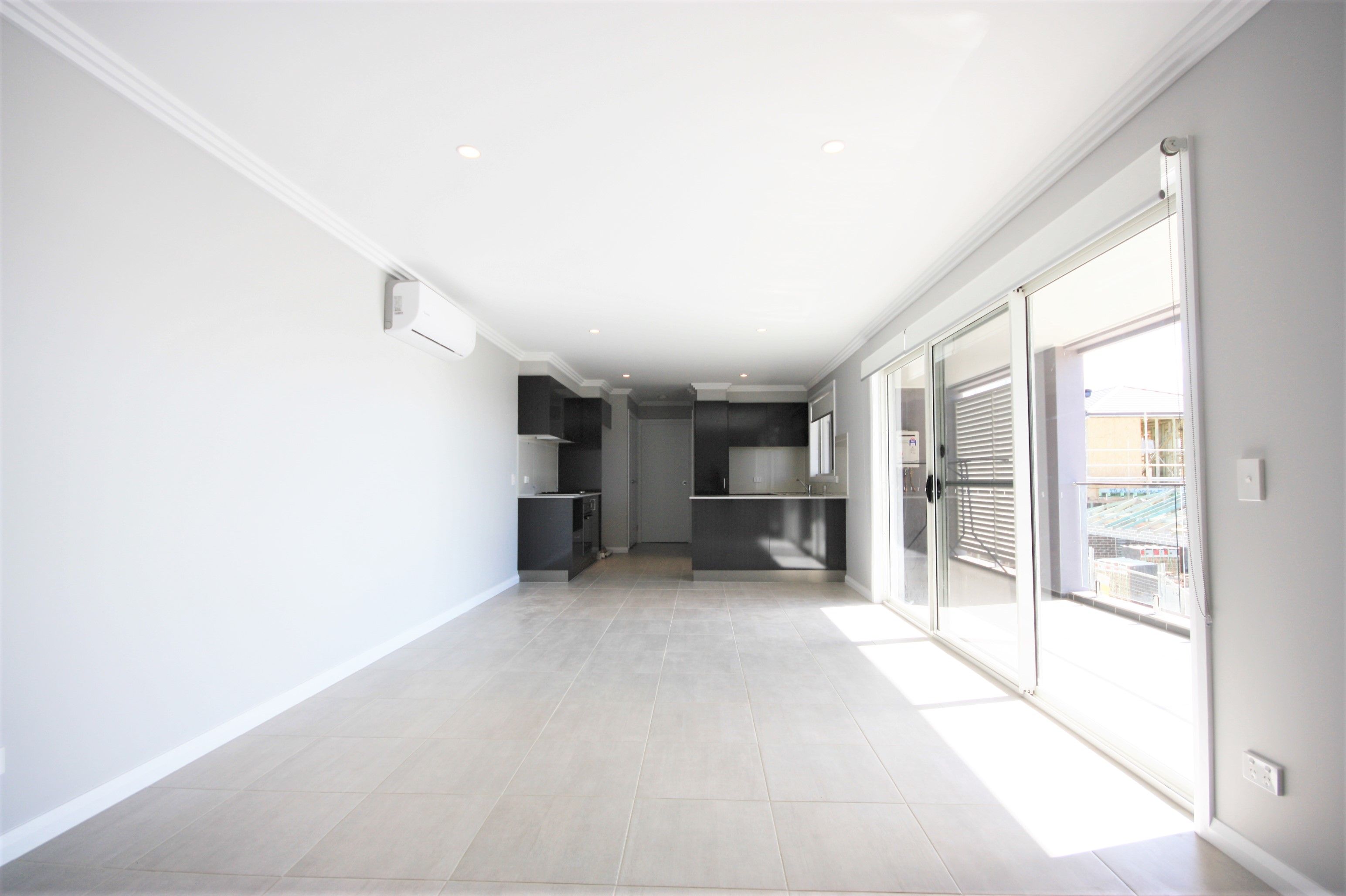 5/2 Sterling Street, Oran Park, NSW 2570