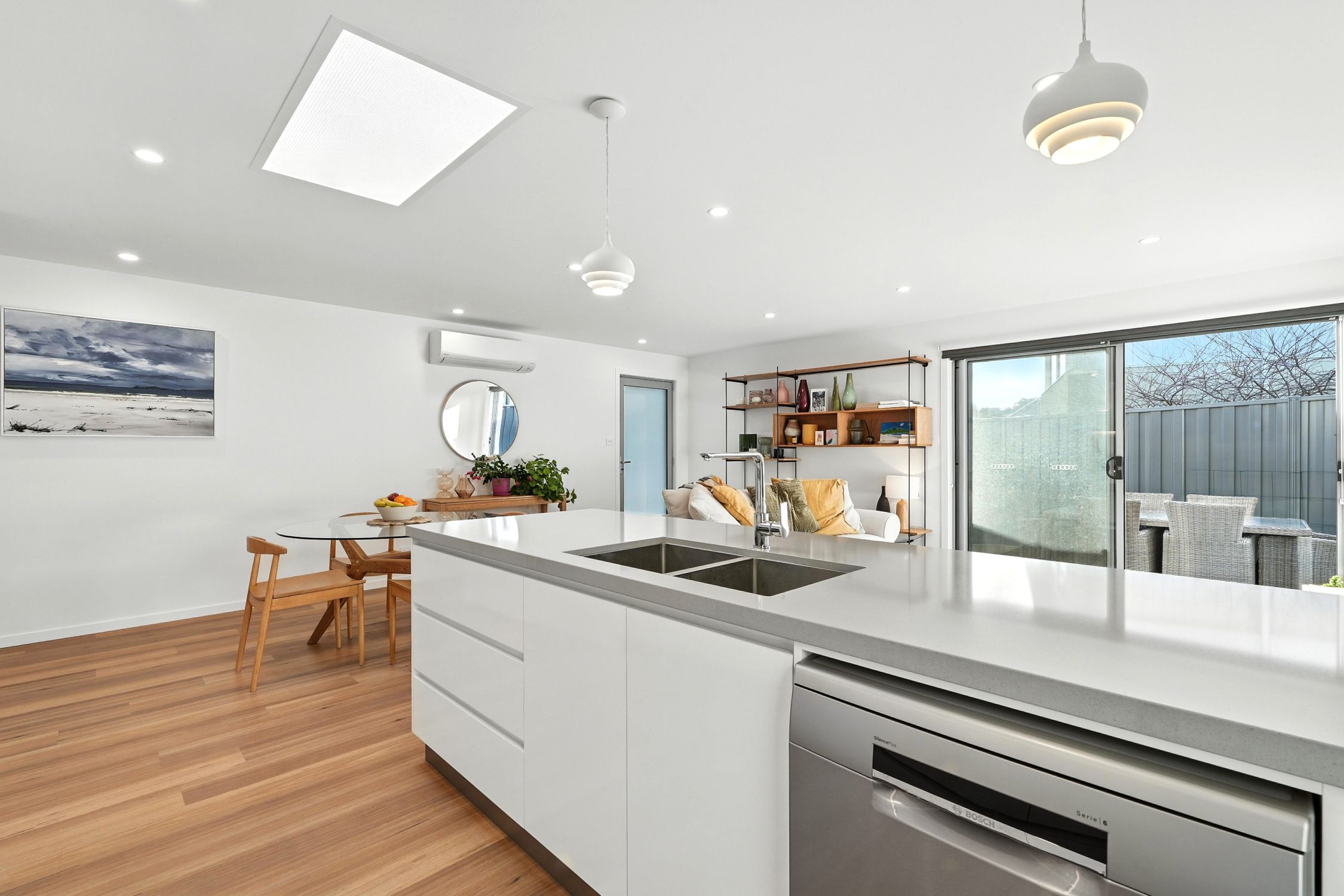 3/28 Loatta Road, Lindisfarne, TAS 7015