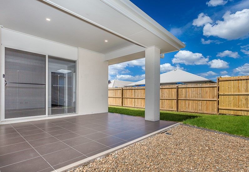 12 Cooloola Crescent, North Lakes, QLD 4509
