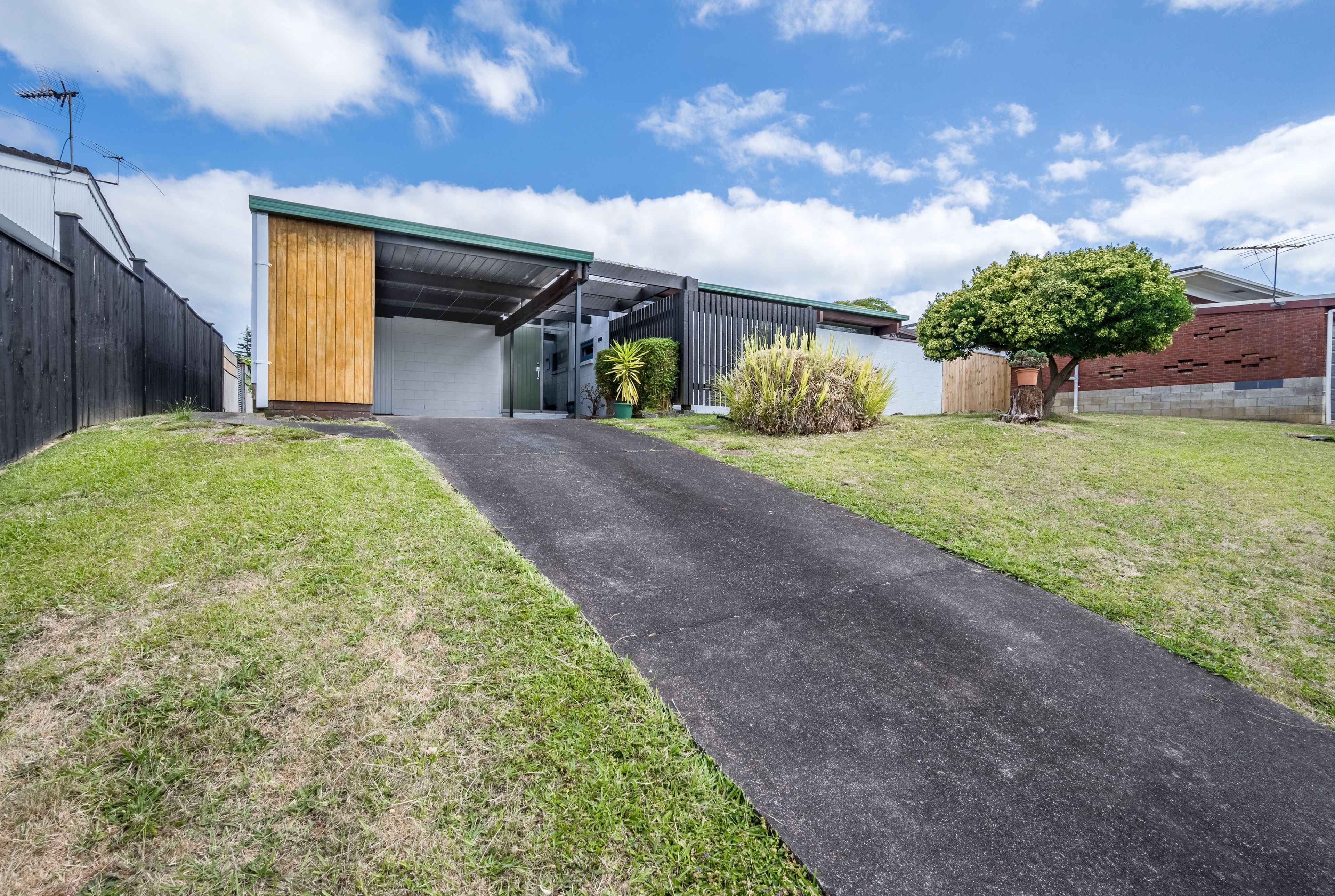 5 Wynn Place, Howick, Manukau City