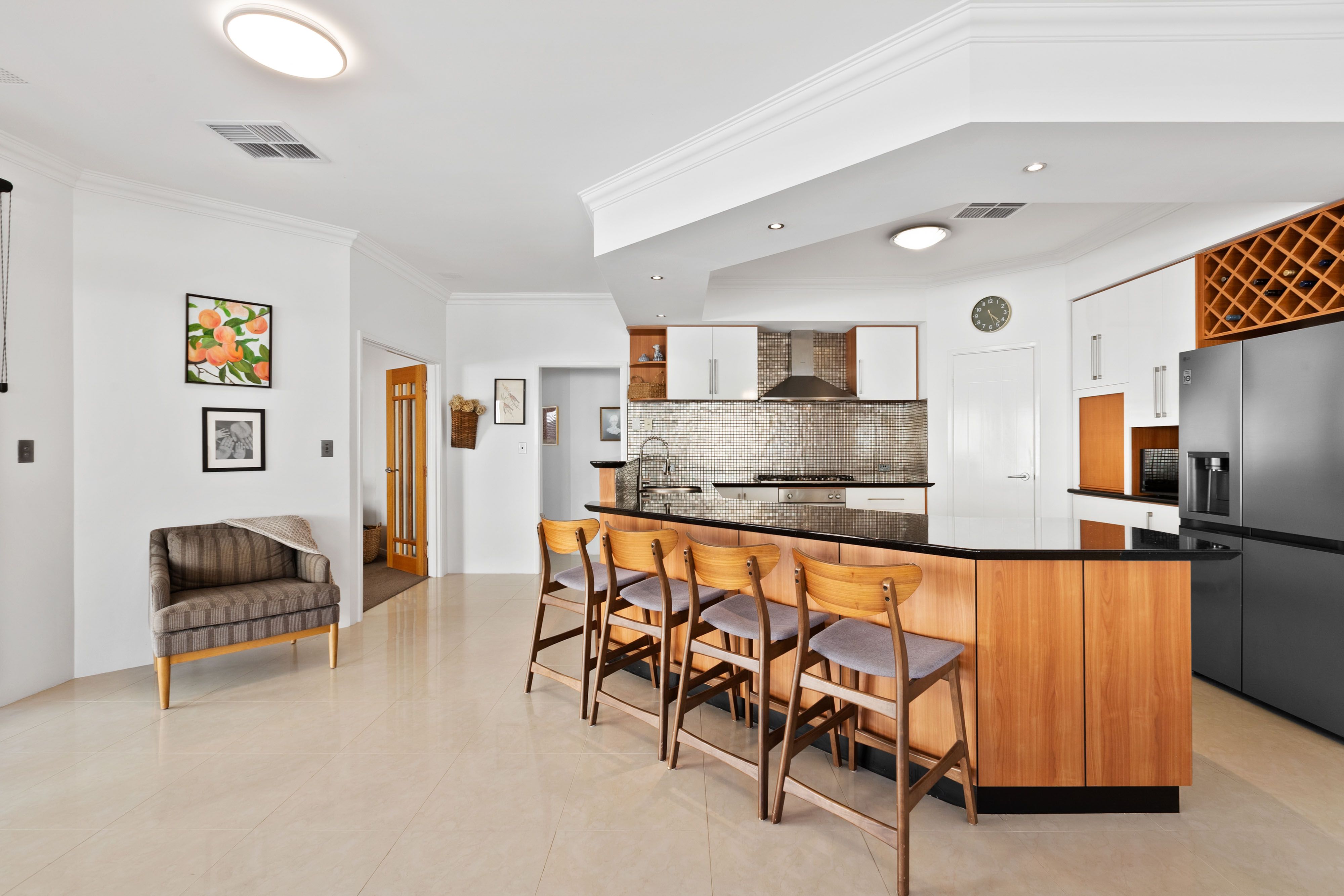 5 Montague Way — photo 4 of 30