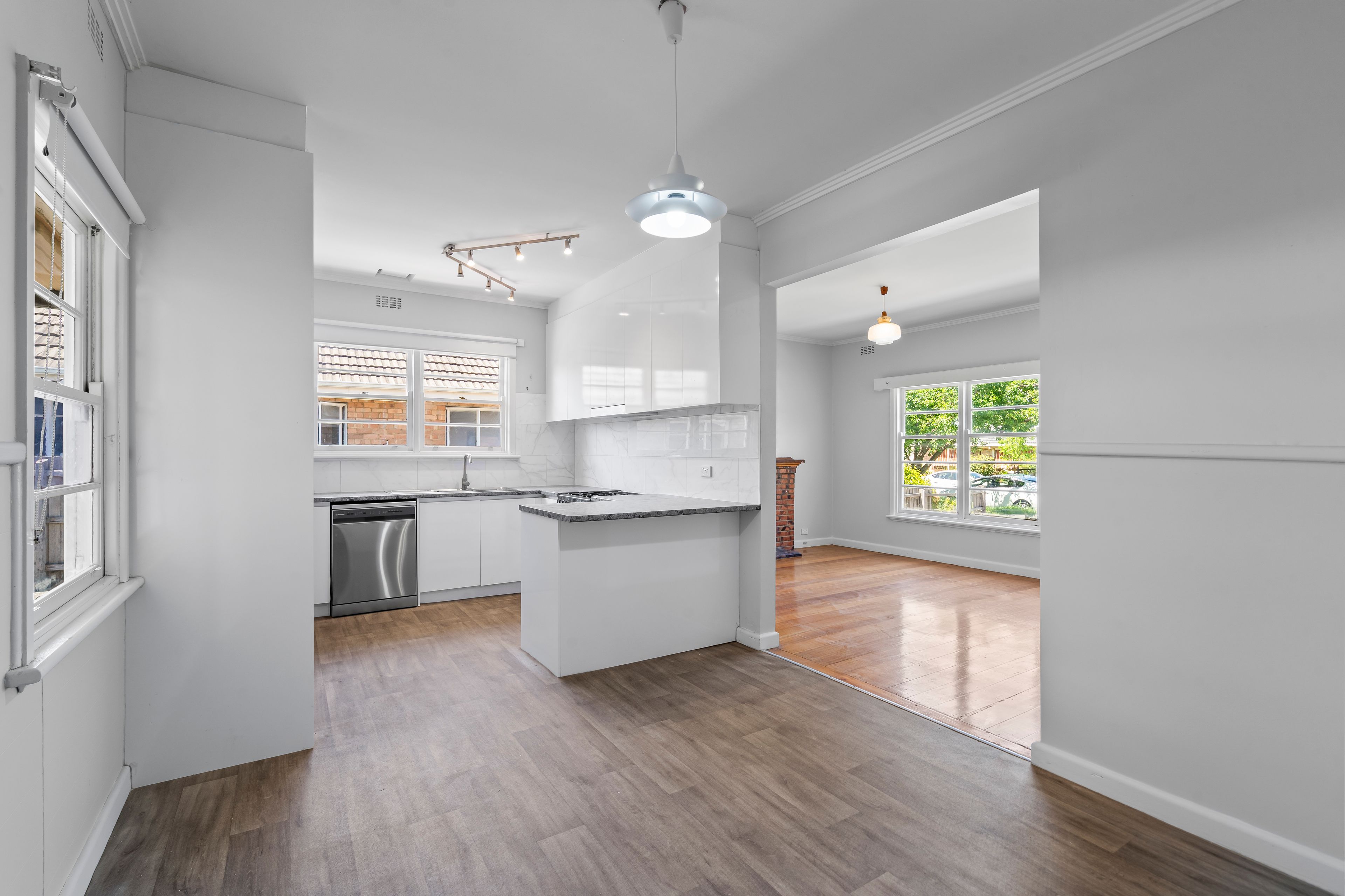 54 Kennedy Street — photo 6 of 11
