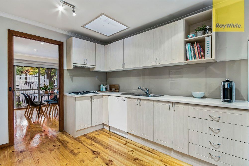 38 Barmah Drive East, Wantirna, VIC 3152