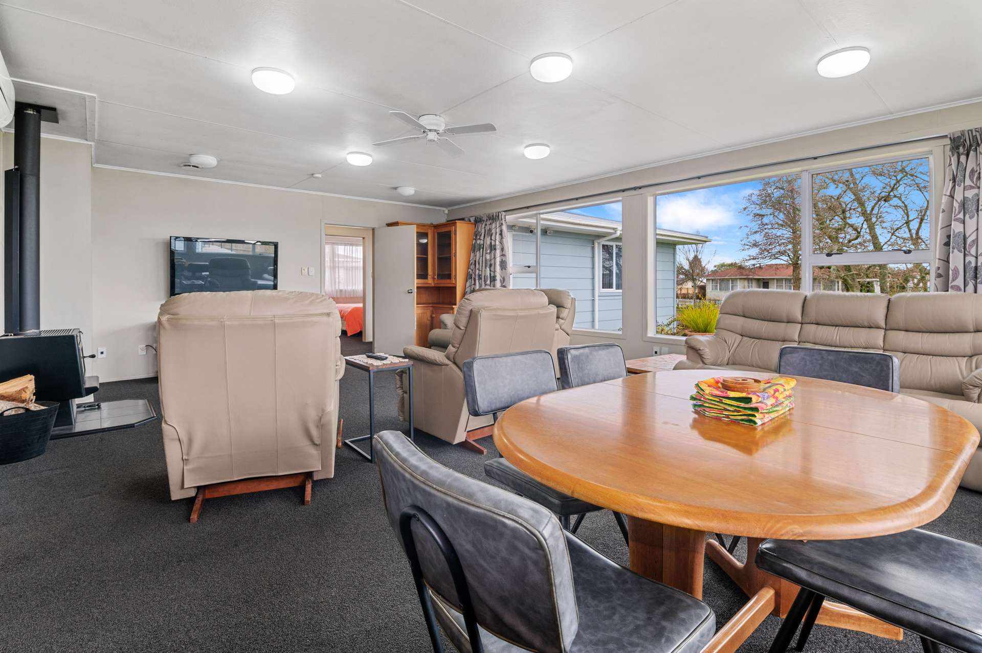 35 Aotea Crescent photo 5