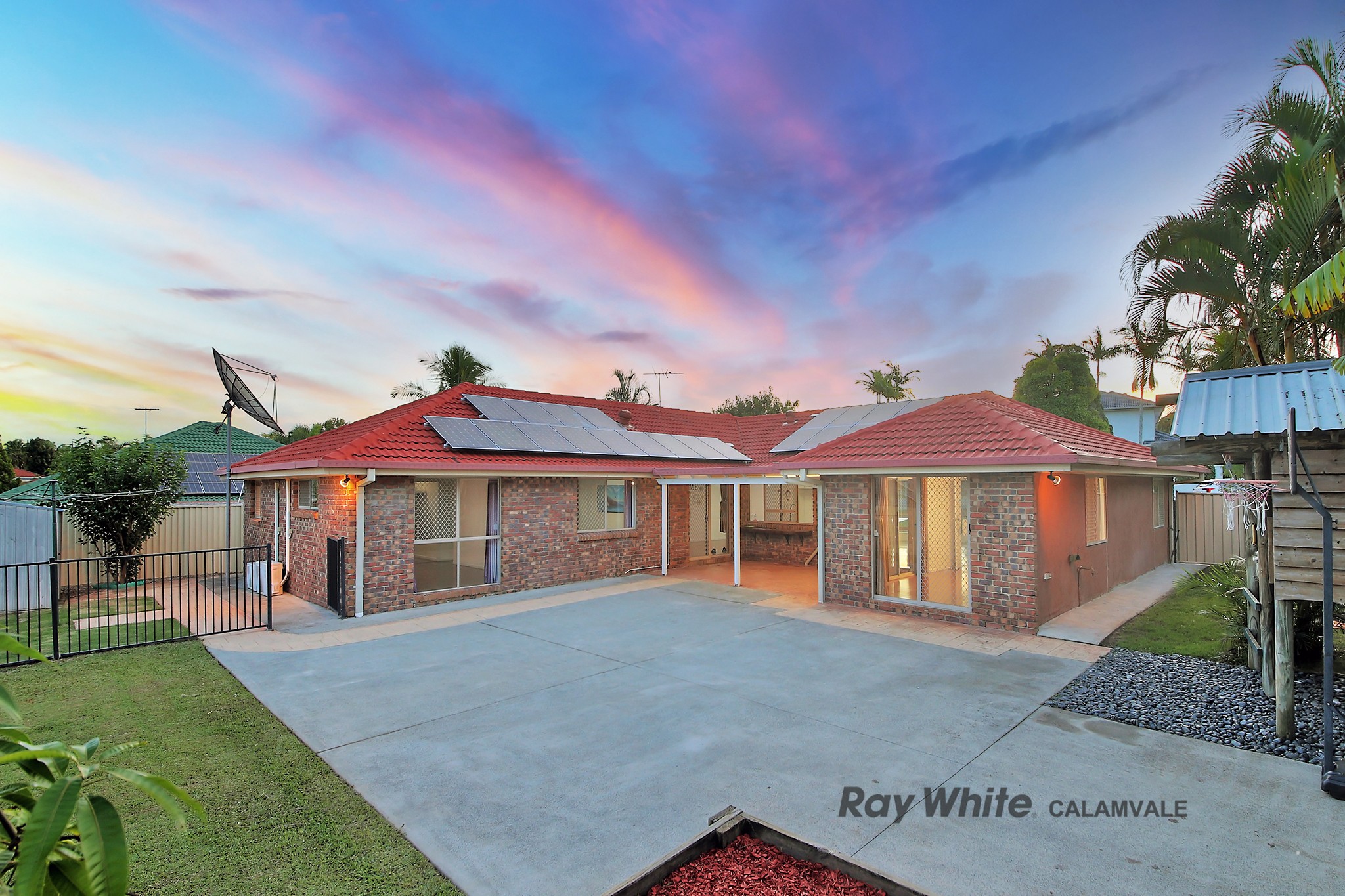 1 Daisy Court, Calamvale, QLD 4116
