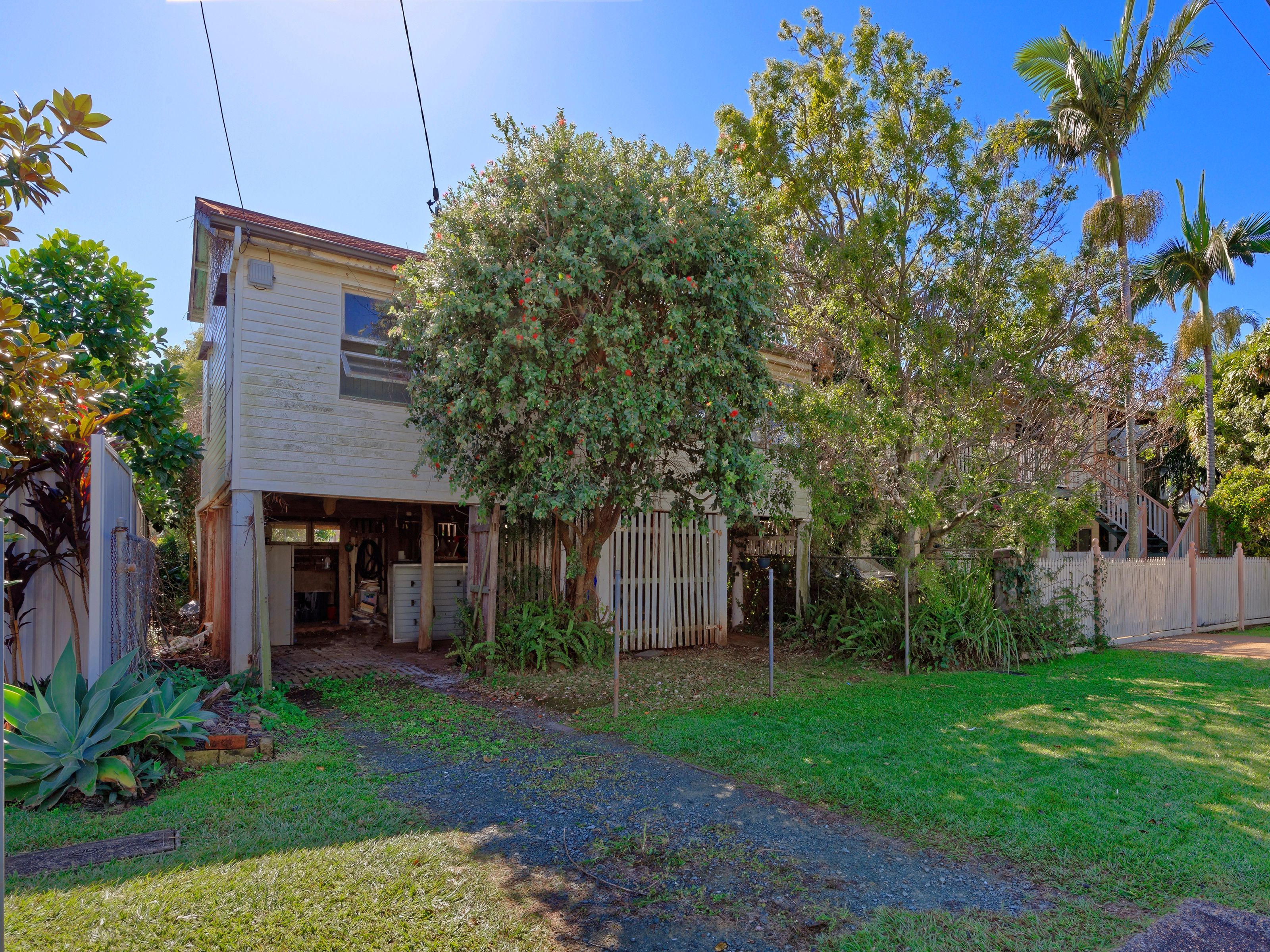 8 Dunns Terrace, Scarborough, QLD 4020