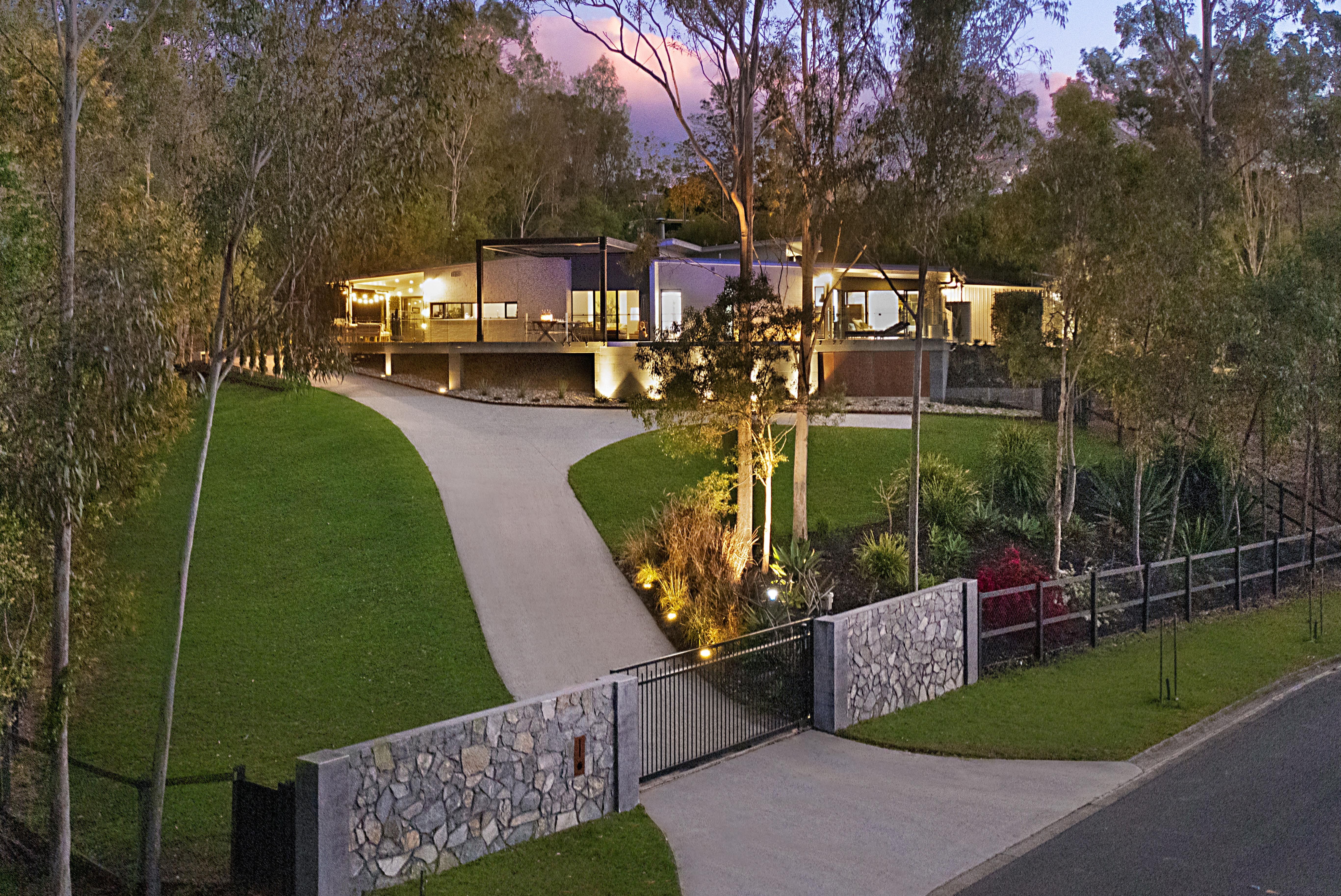 69 Highfield Place, Mount Crosby QLD 4306