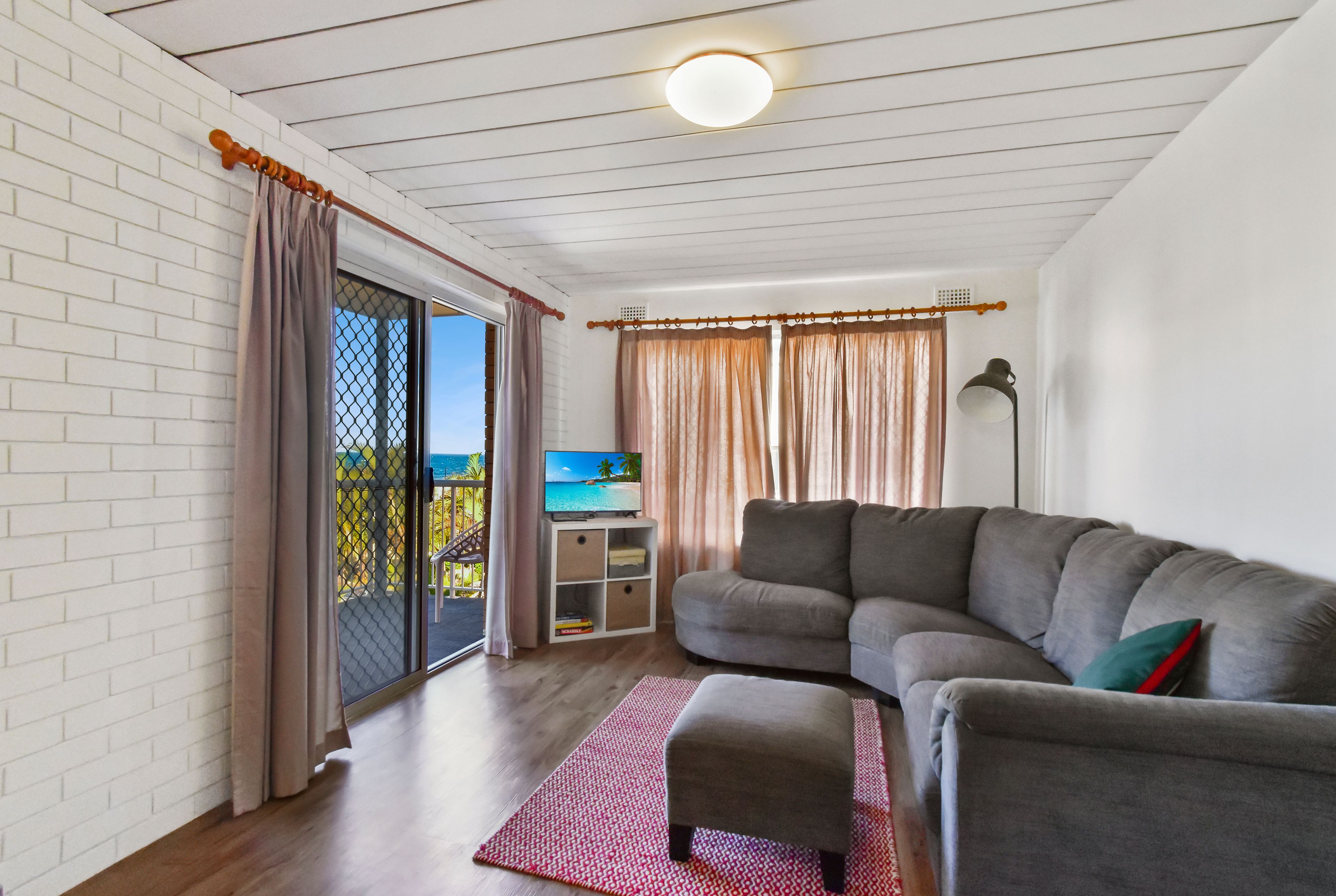 1/1 Warne Terrace, Kings Beach, QLD 4551