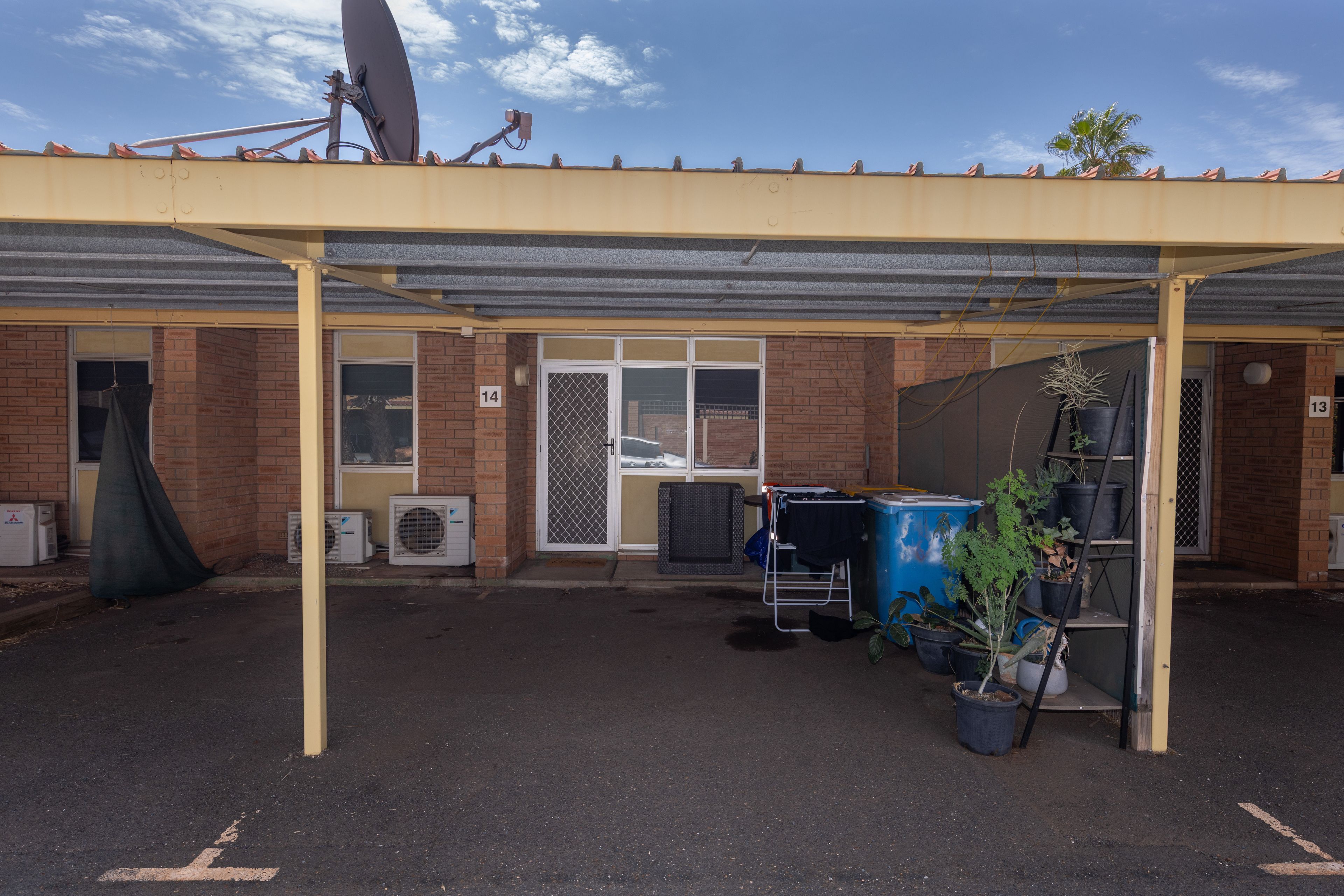 14/15 Hillview Road — photo 9 of 9