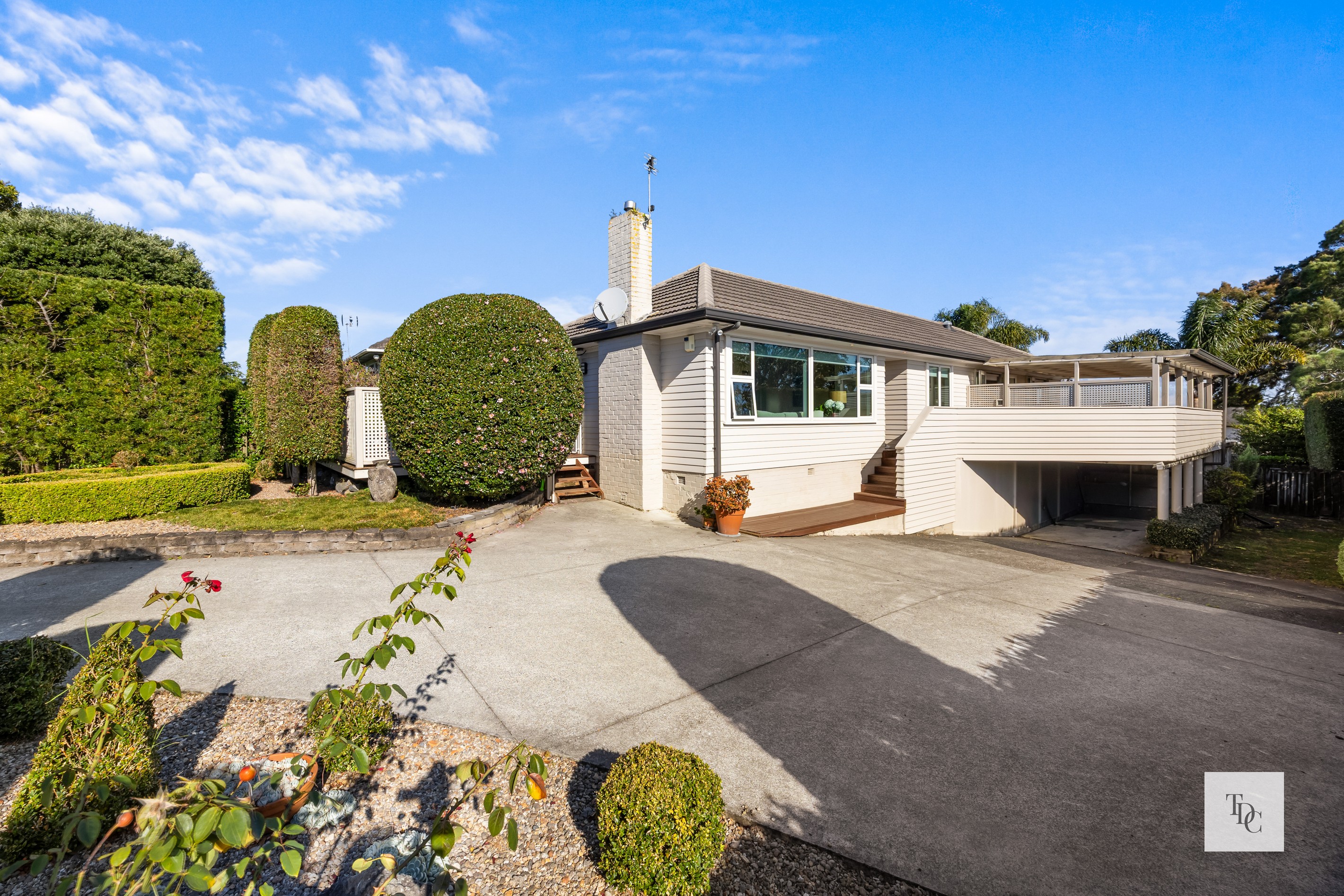 1 Andrew Road, Howick, Manukau City