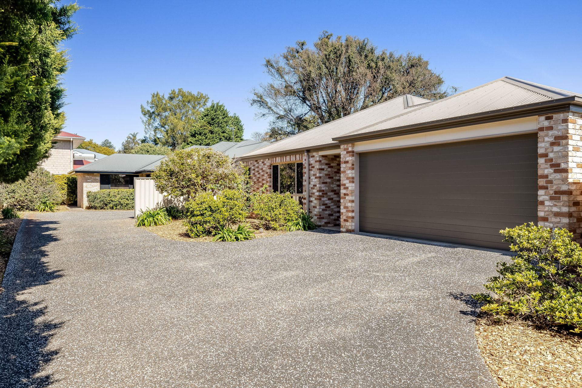 1 & 2/26A Ascot Street, Newtown, QLD 4350