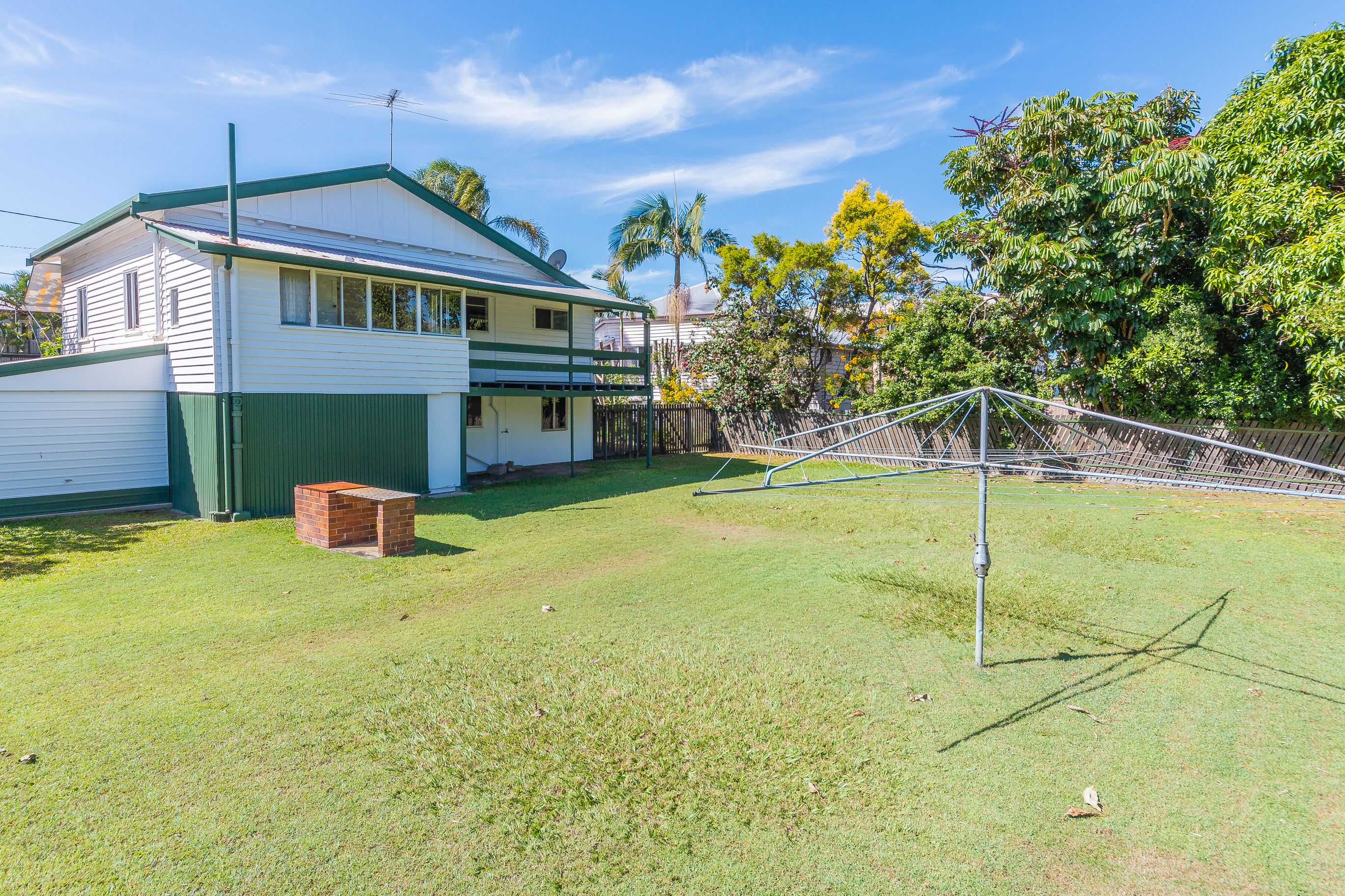 13 Bailey Street, Woody Point, QLD 4019