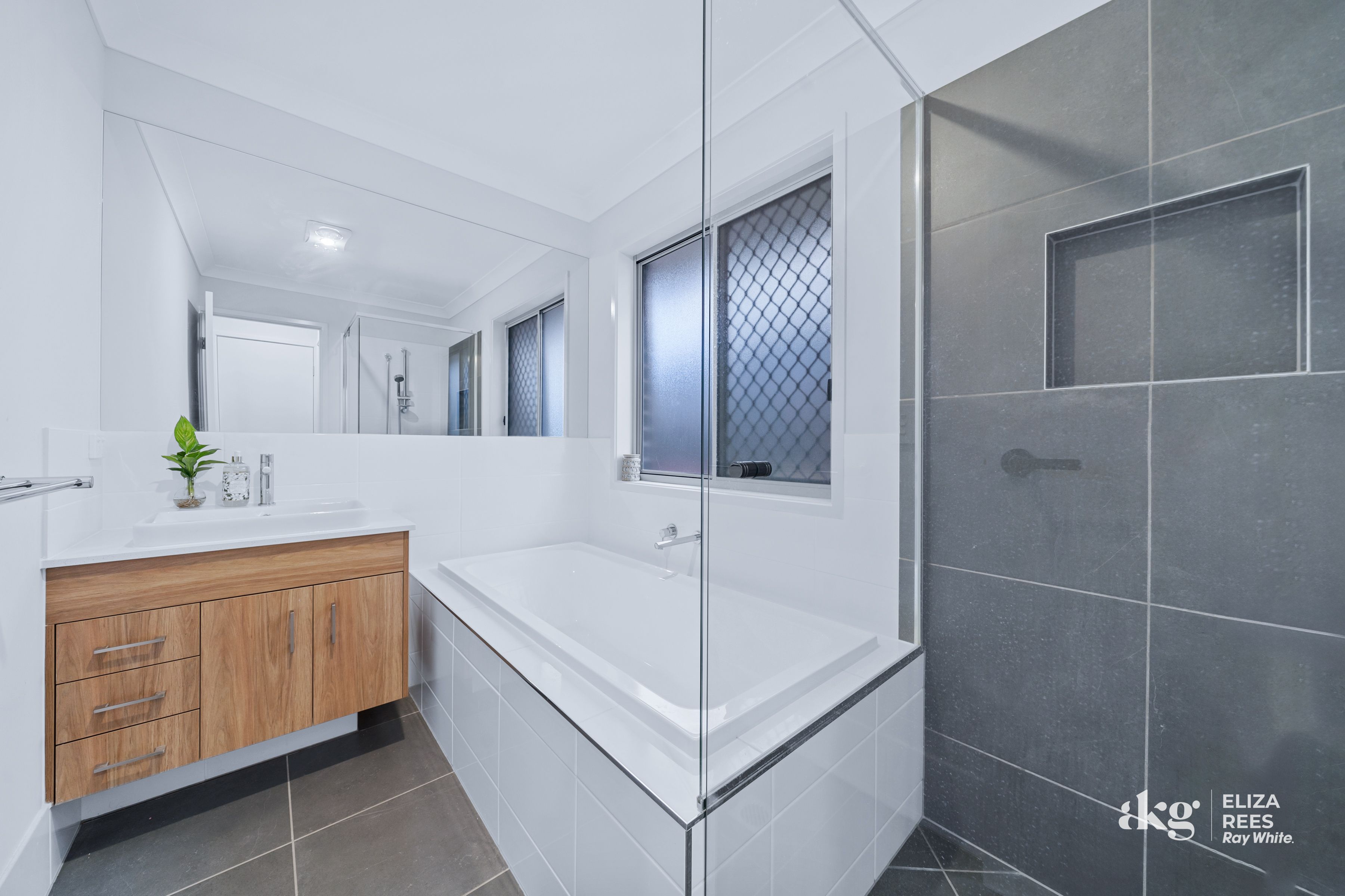 19 Myrtle Road — photo 5 of 30