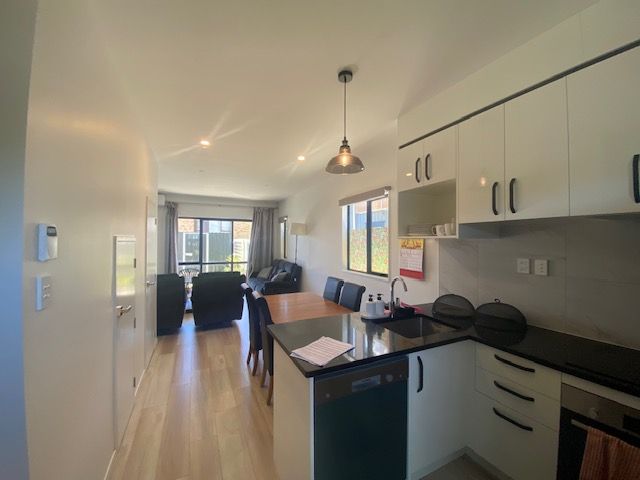 5/148 Lincoln Road, Henderson, Waitakere City