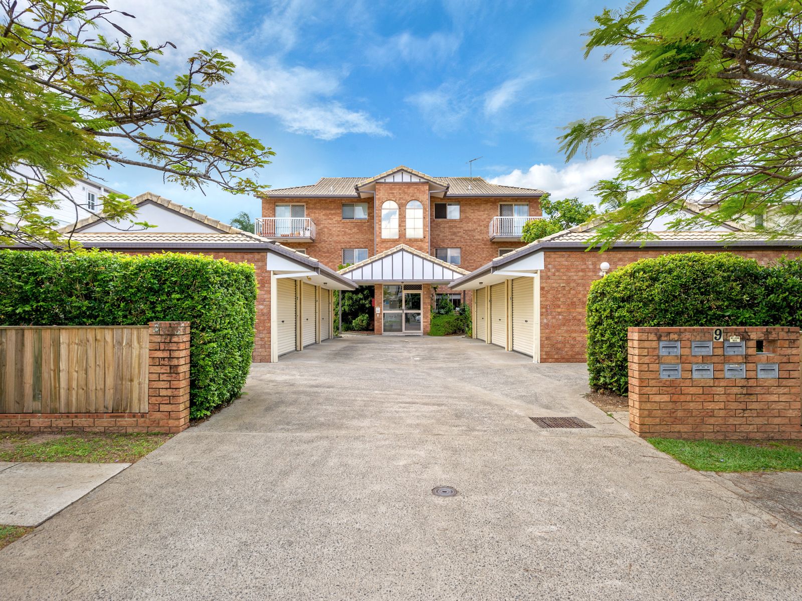 2/9 Vine Street, Ascot, QLD 4007