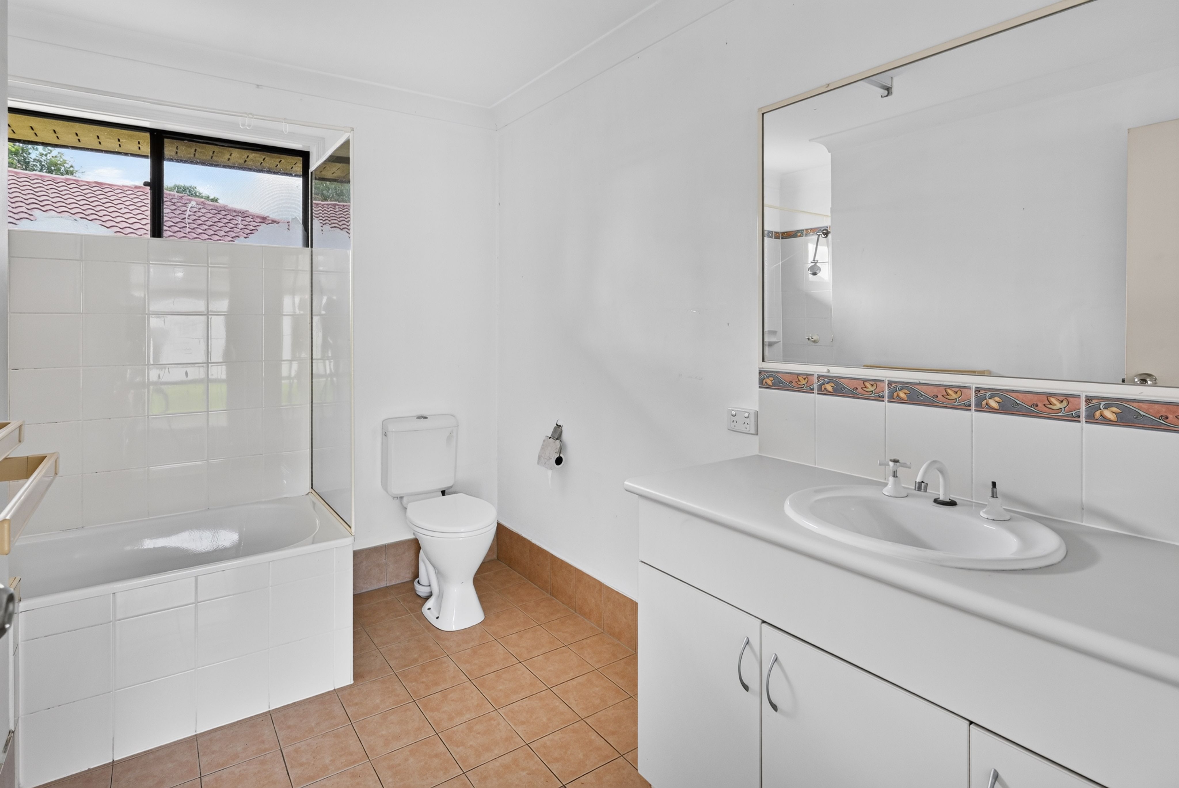 39 Merrilaine Crescent — photo 19 of 19