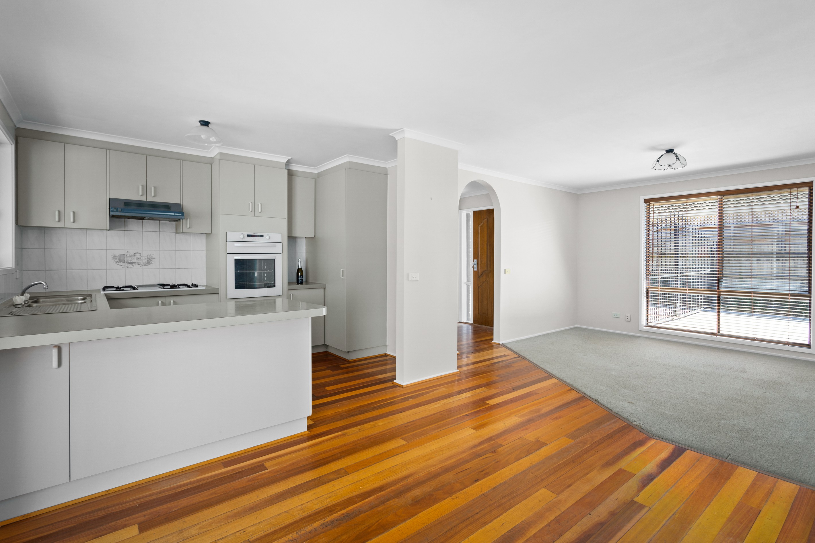 52 Dunbarton Drive, Pakenham, VIC 3810