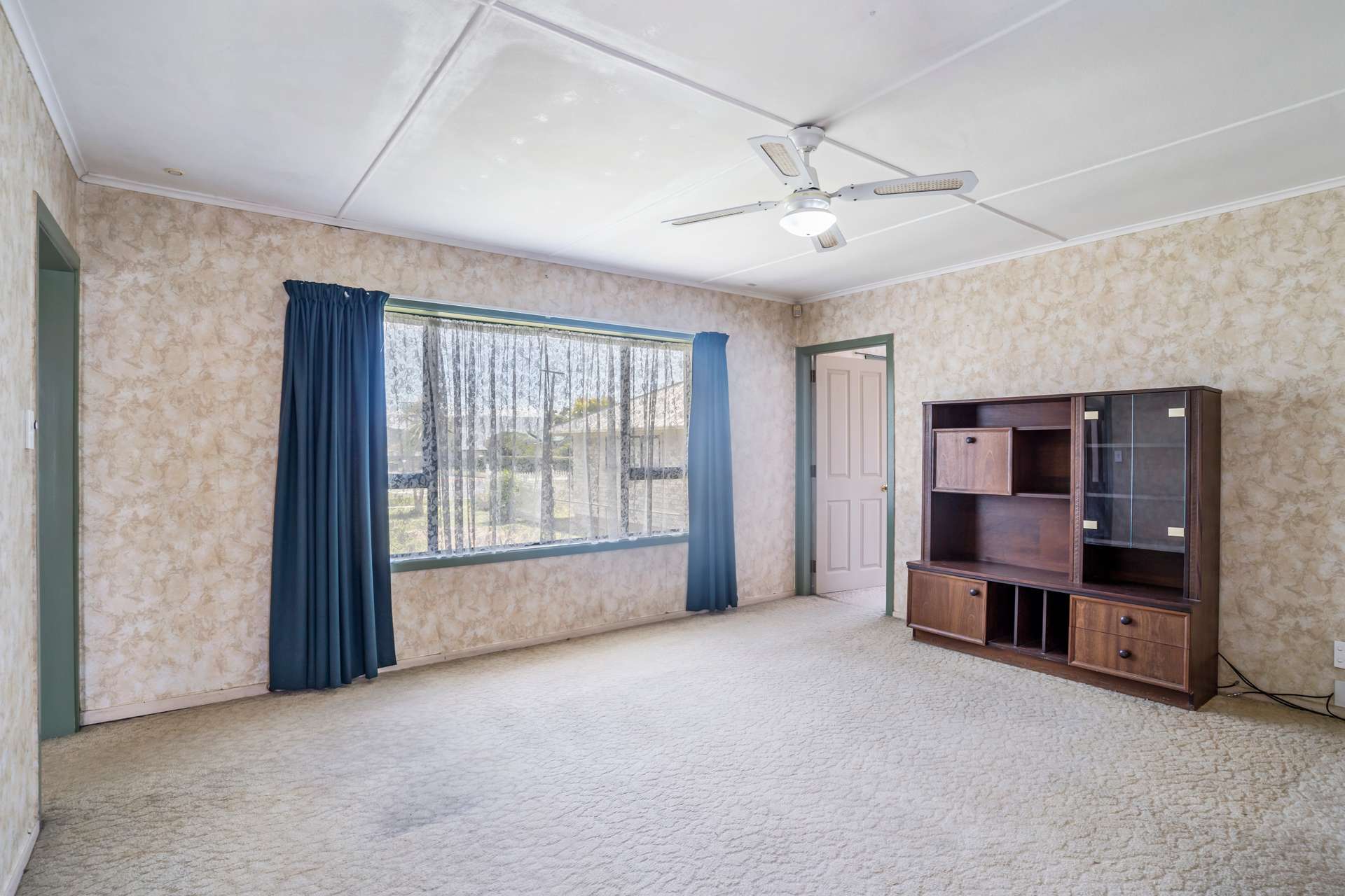 21 Wallace Road photo 4