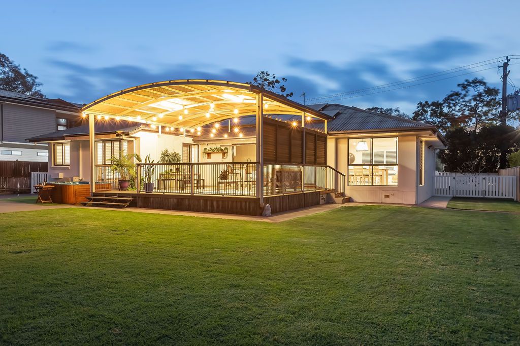 32 Tallebudgera Creek Road — photo 20 of 26