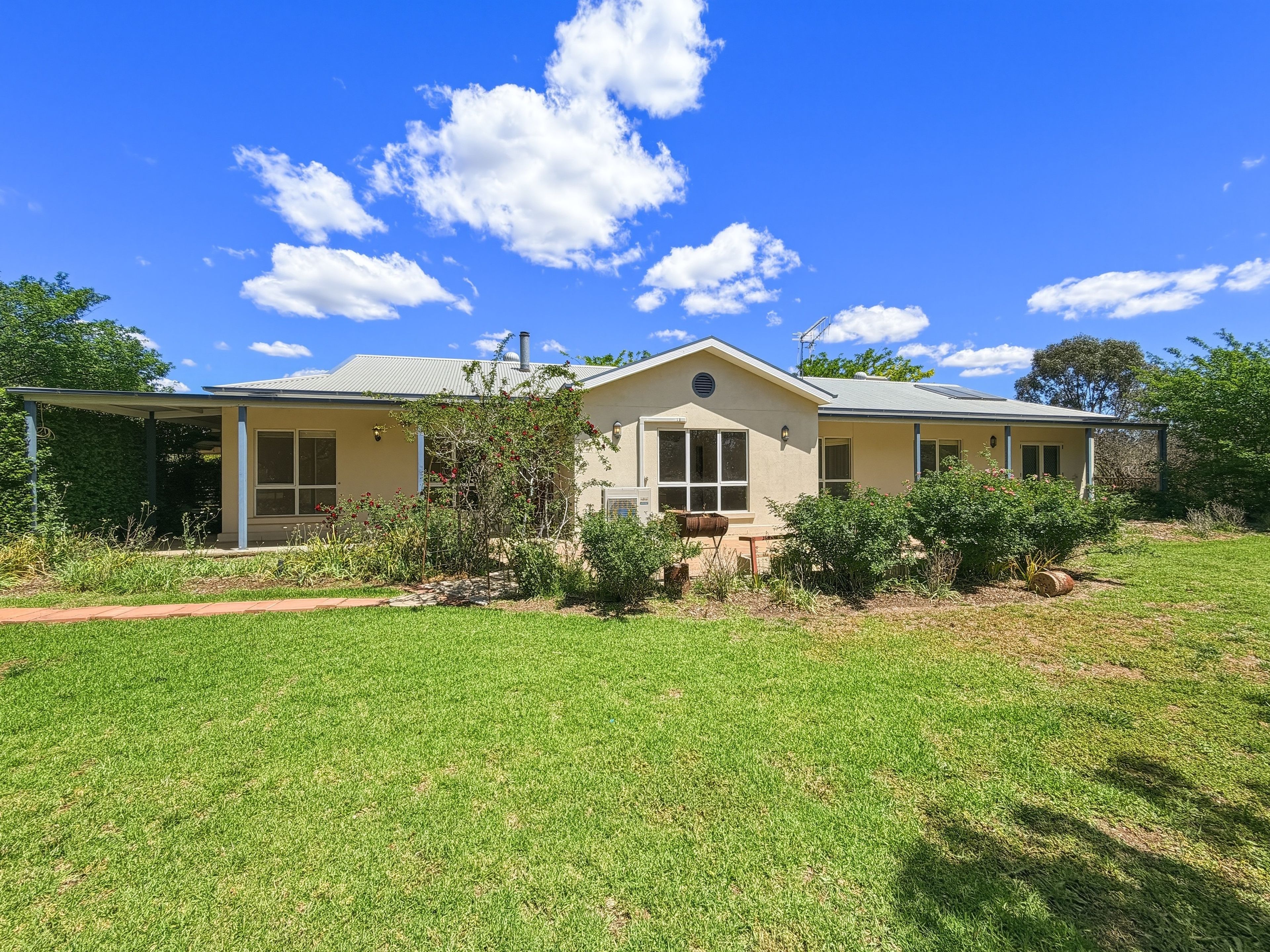 220 Macquarie View Road, Narromine, NSW 2821