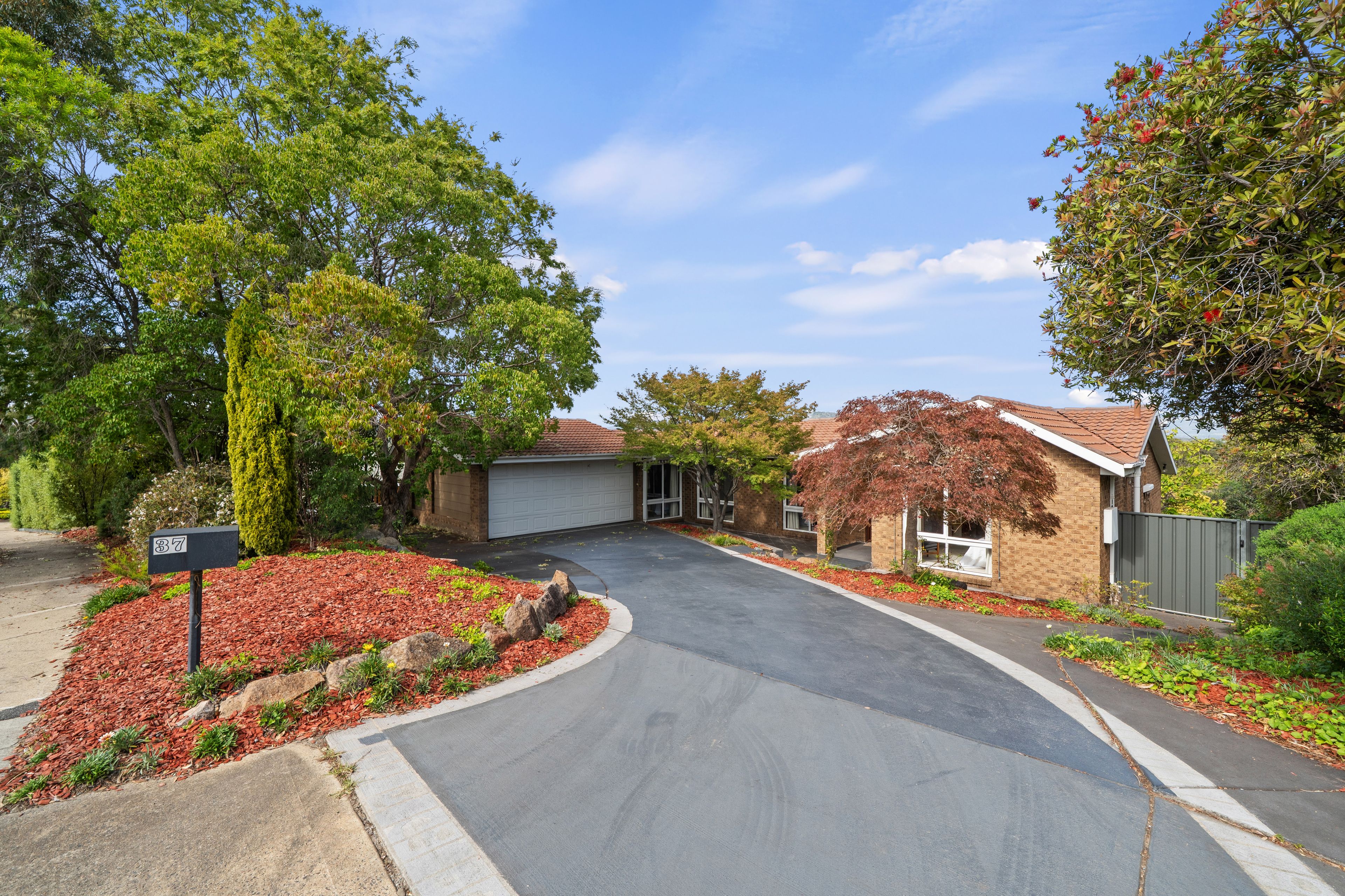 37 Castleton Crescent, Gowrie, ACT 2904