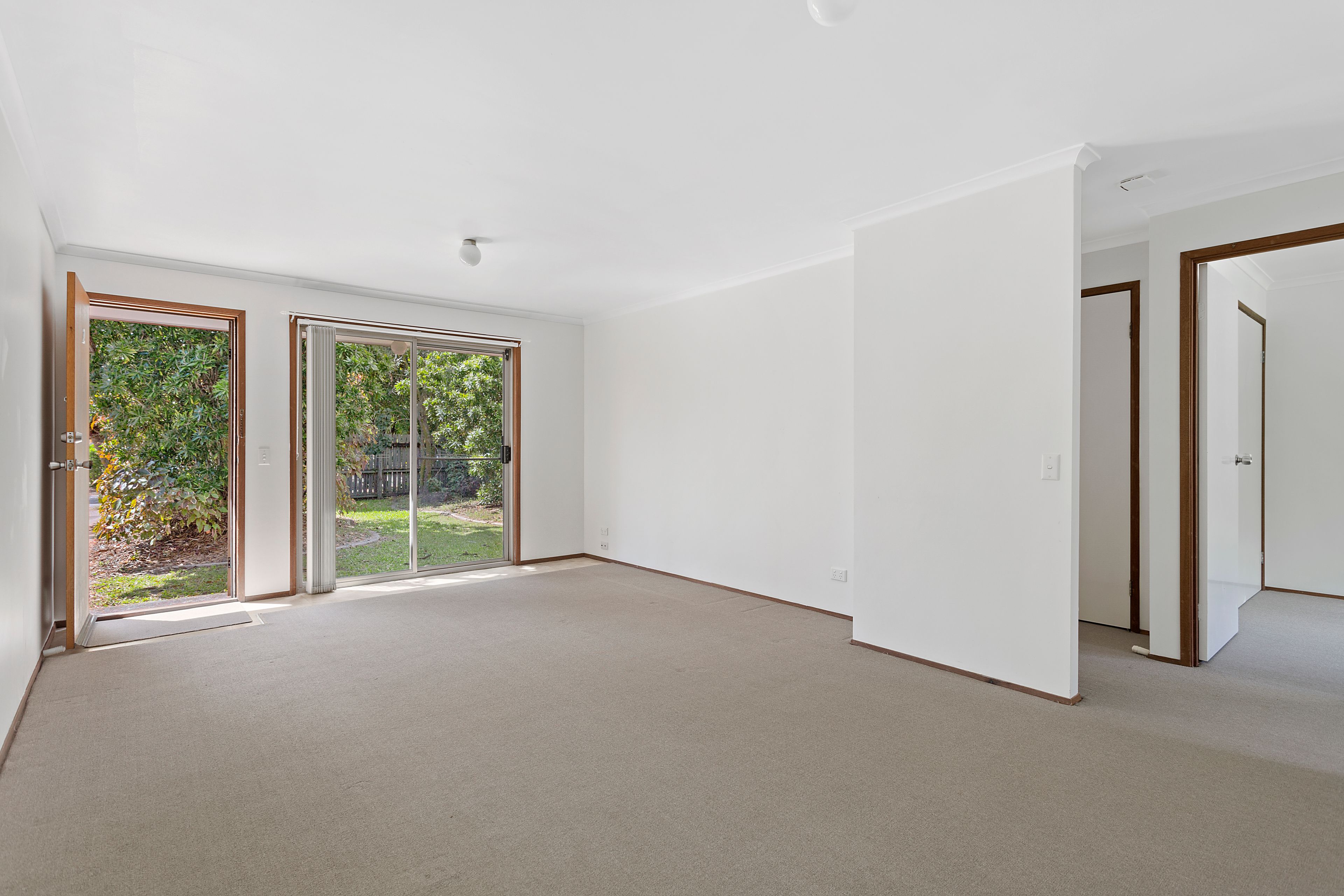 2/45 Galloway Drive, Ashmore, QLD 4214