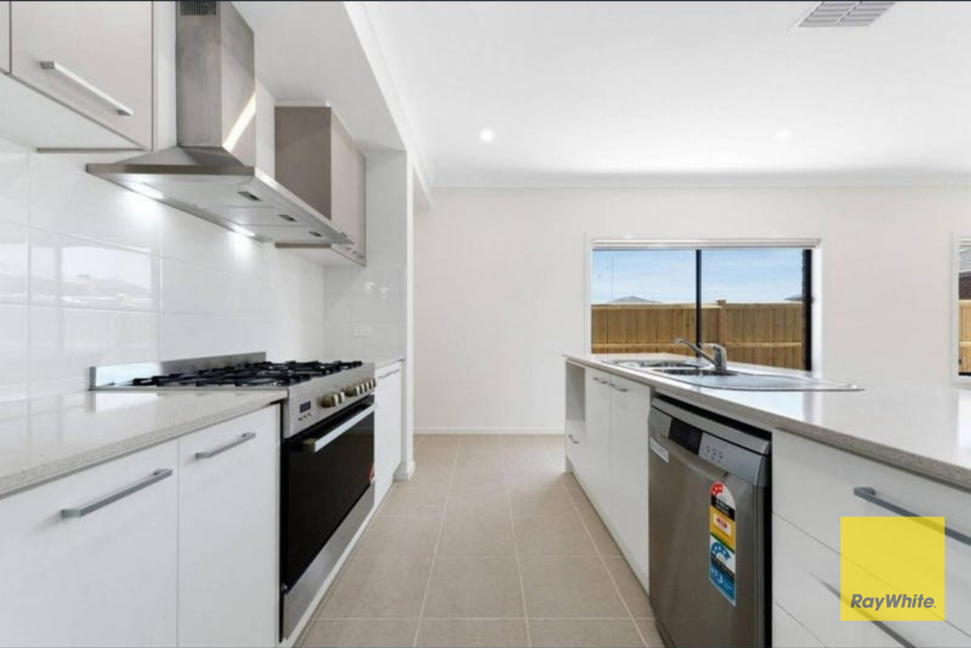6 Wirraway Street — photo 3 of 10