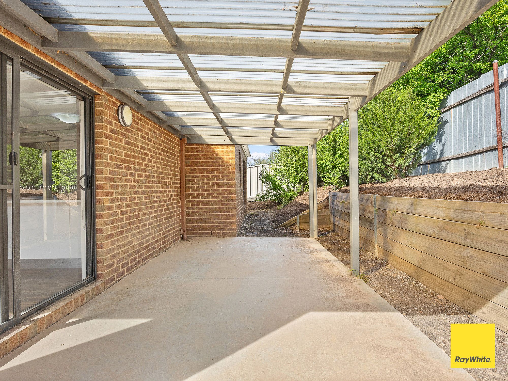 2/1C Lester Street — photo 14 of 18