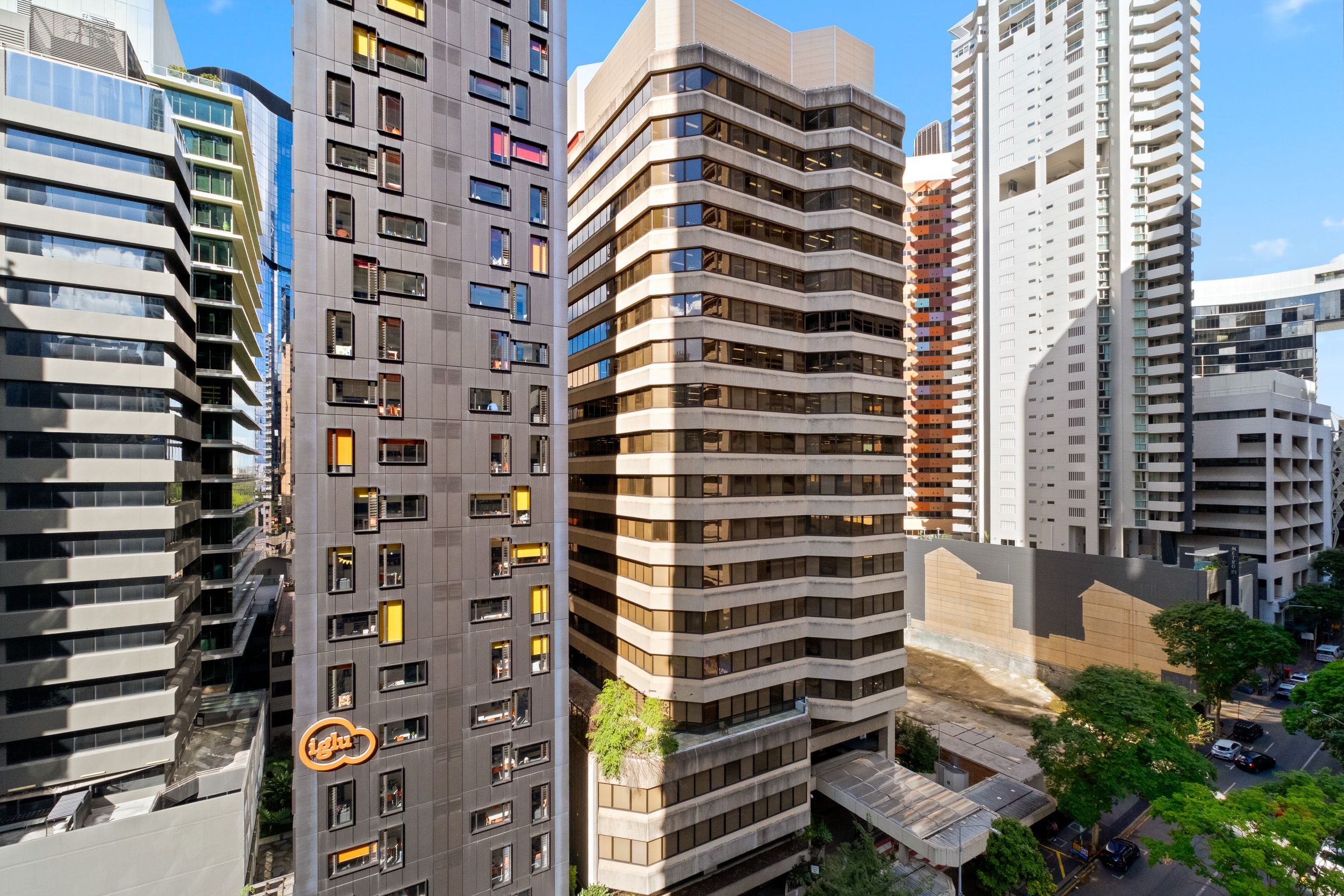 1002/70 Mary Street — photo 14 of 18