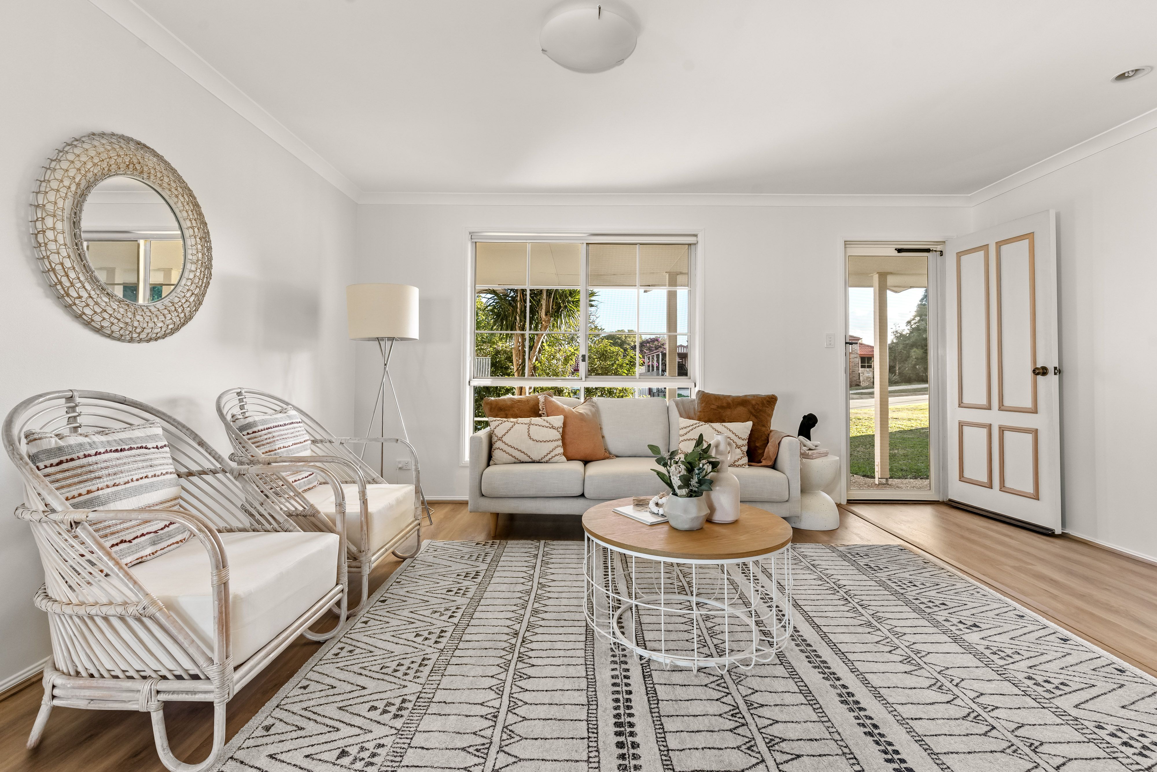 11 Azure Crescent, Griffin, QLD 4503