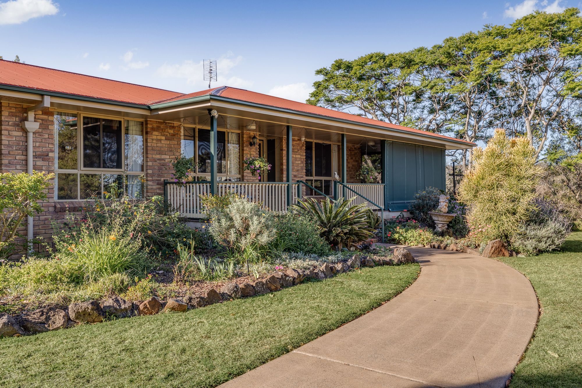 4 Doyle Court, Top Camp, QLD 4350
