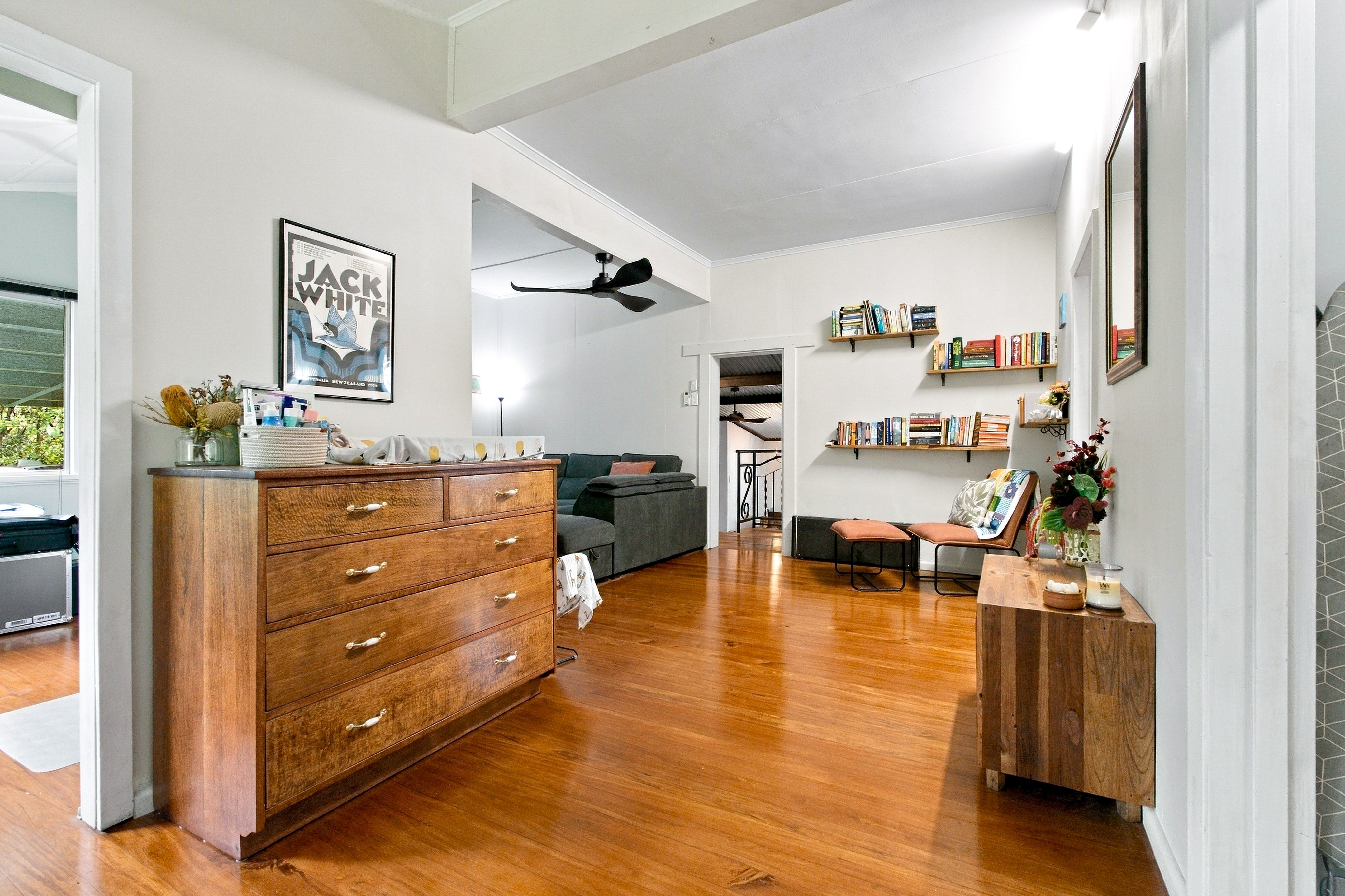 9 Bartle Street — photo 4 of 30