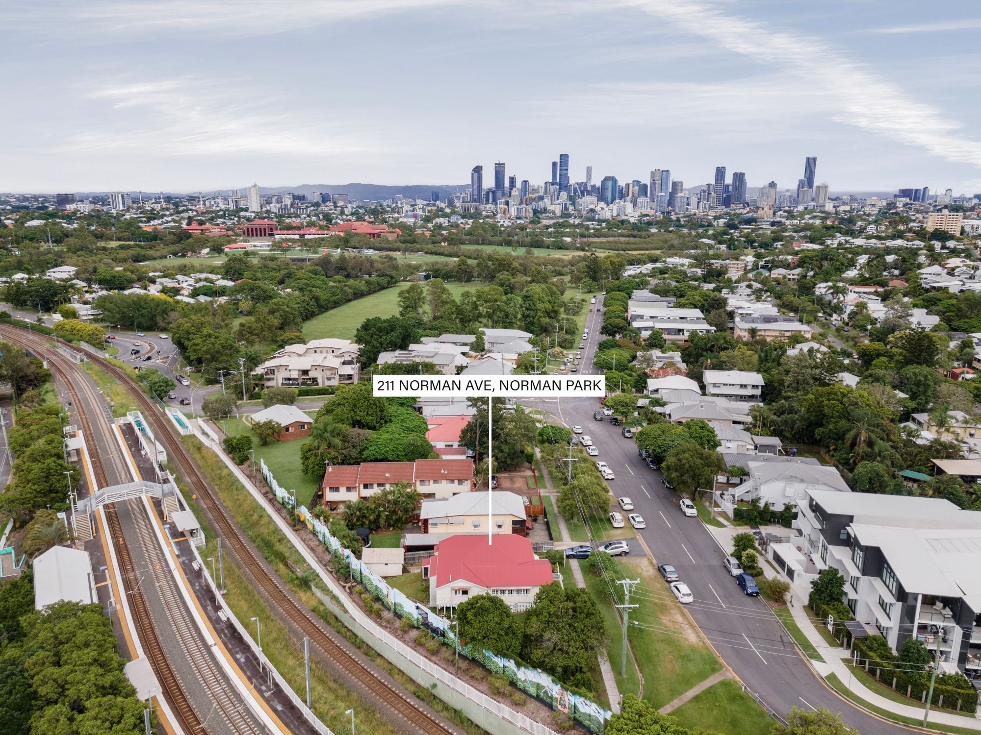 211 Norman Avenue, Norman Park, QLD 4170
