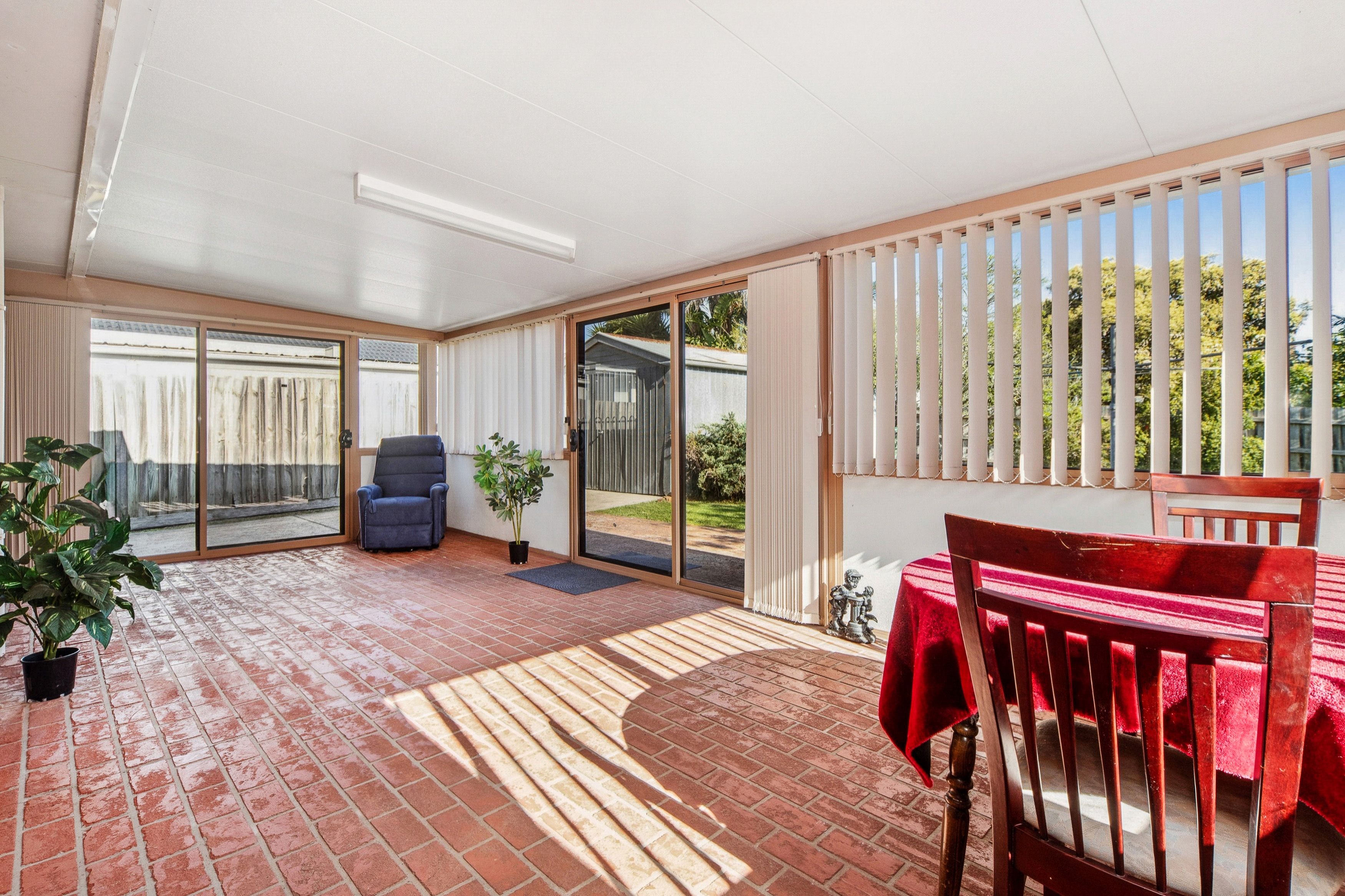 35 Warrain Street — photo 11 of 23