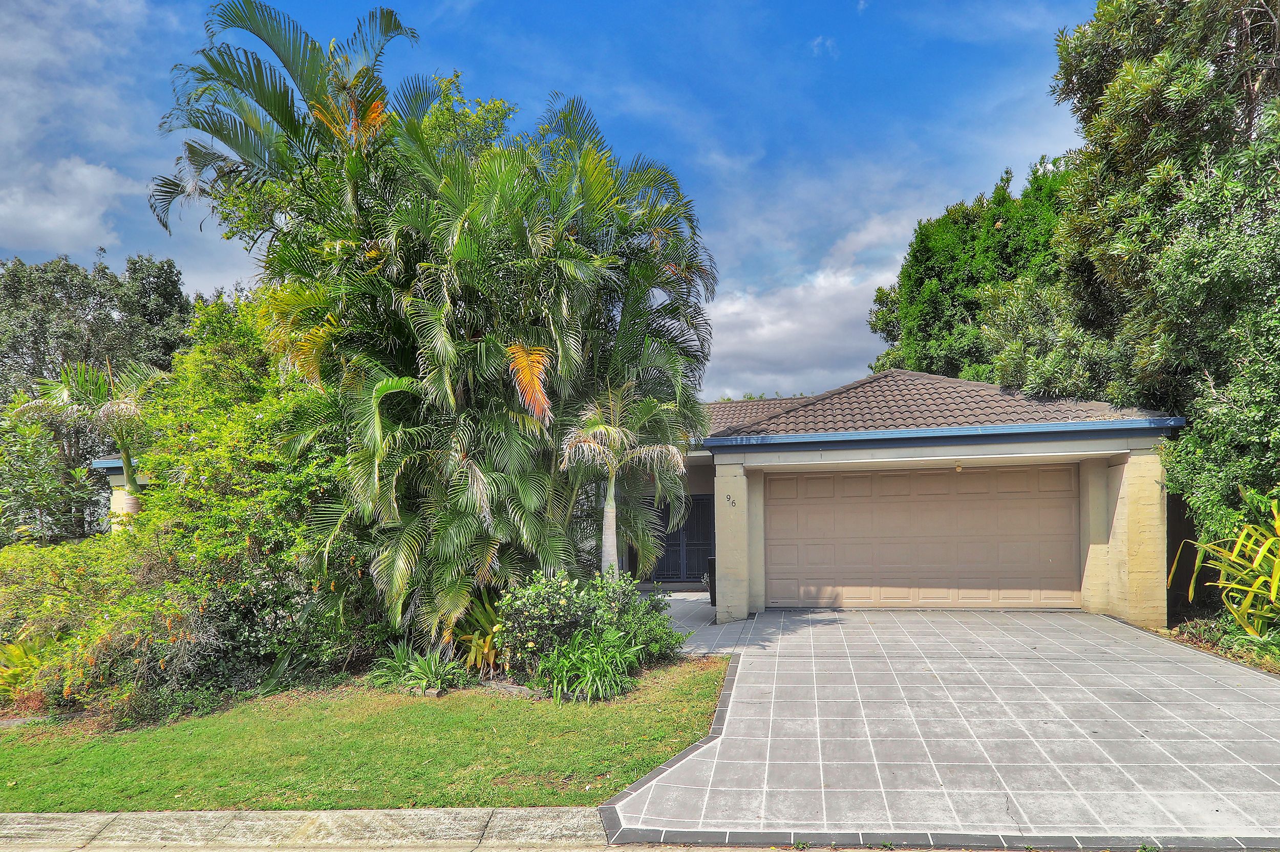 96 Hibiscus Close, Wishart, QLD 4122