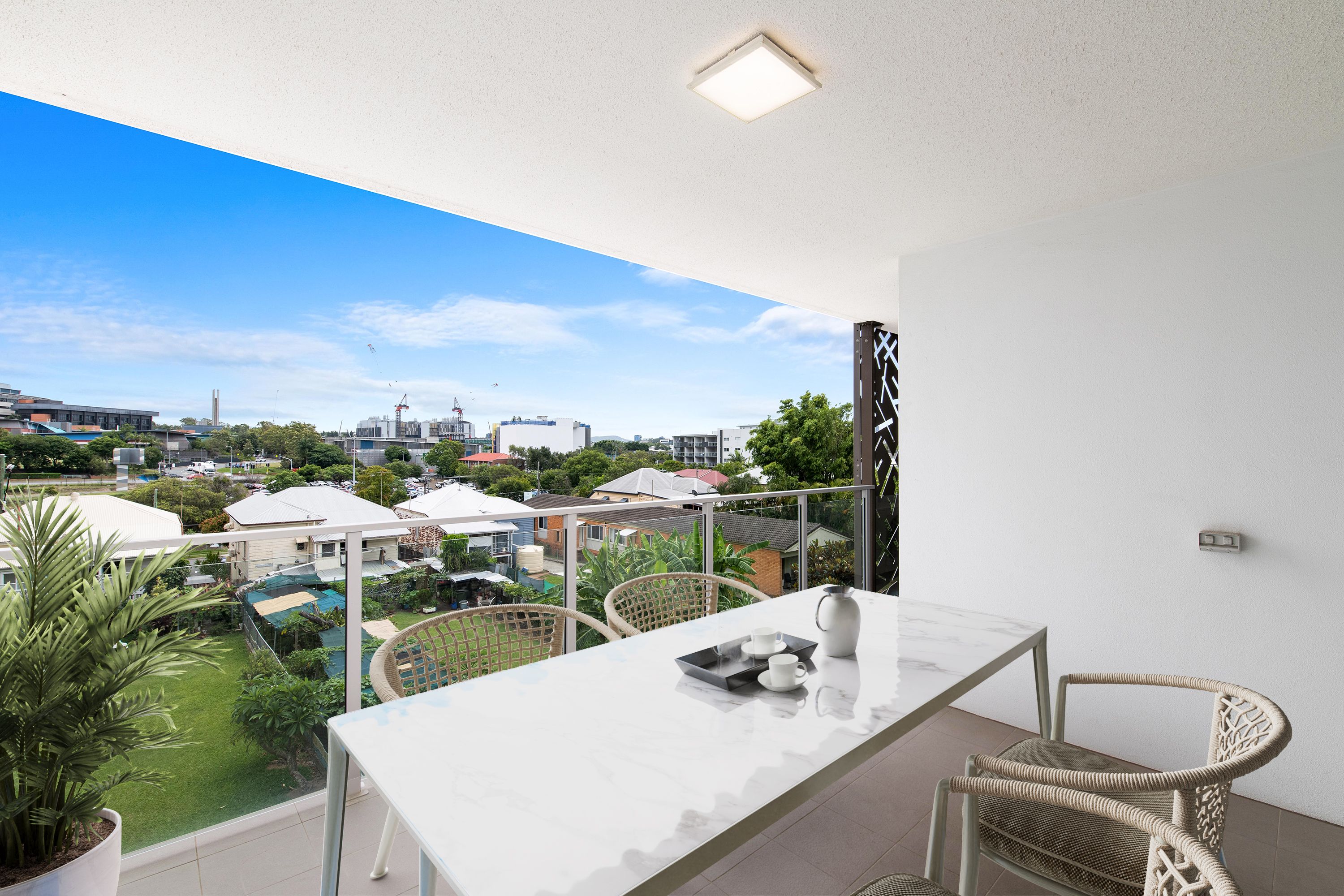 15/17 Carl Street, Woolloongabba, QLD 4102