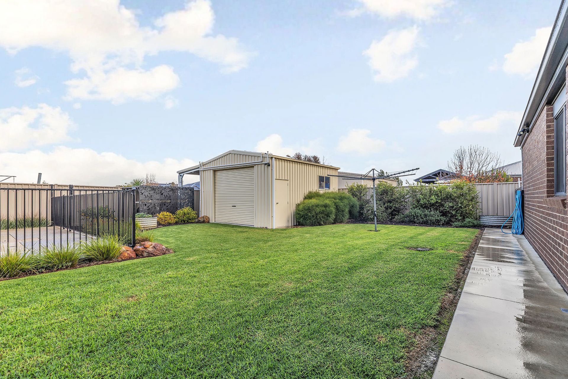 27 Wisteria Street — photo 19 of 23