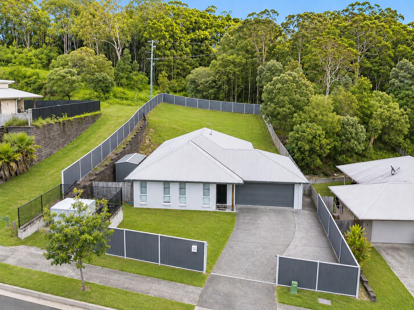 8 Bass Court, Oxenford, QLD 4210