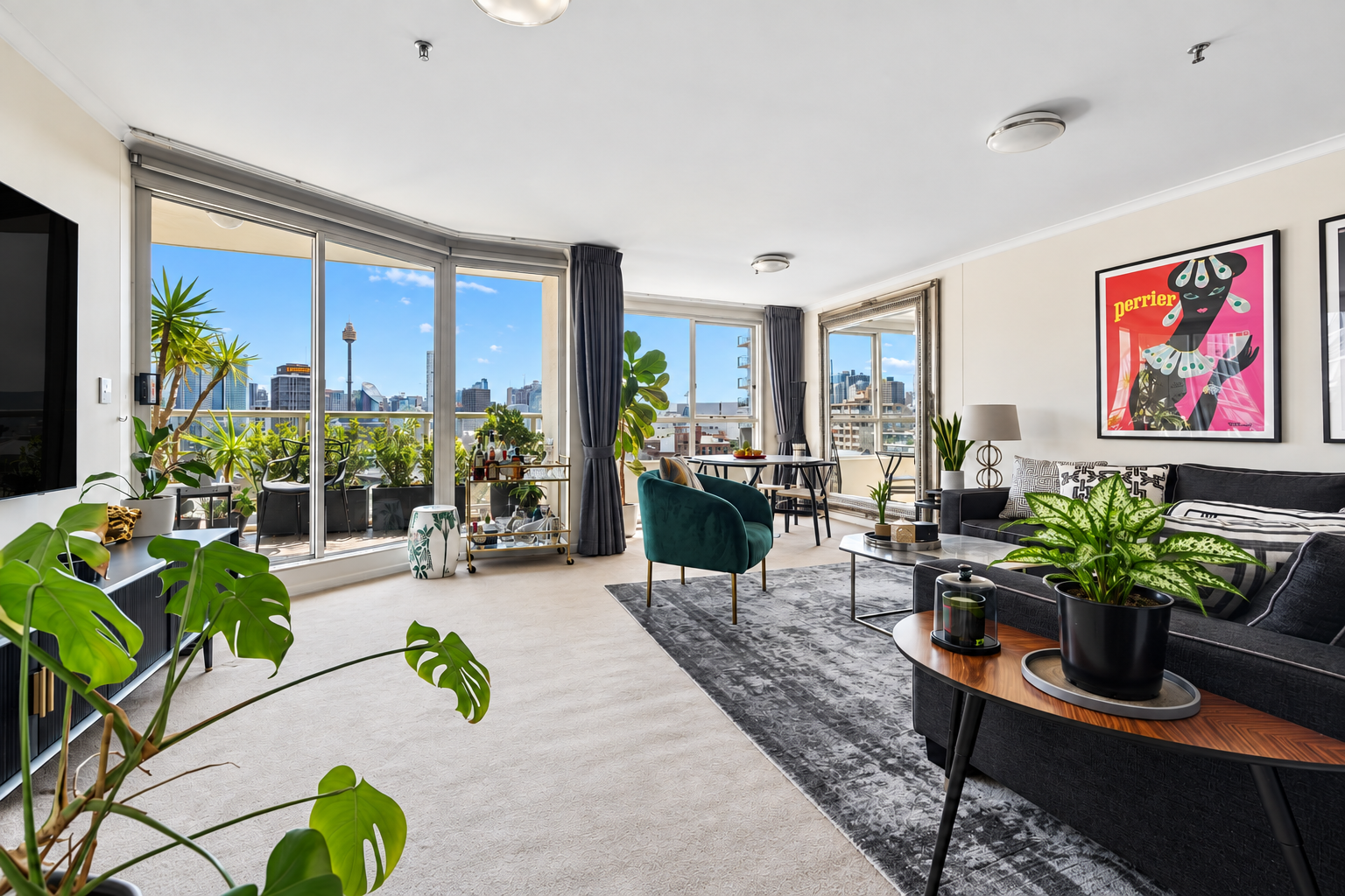 805/1 Kings Cross Road — photo from Ray White Touma Taylor - Potts Point | Elizabeth Bay