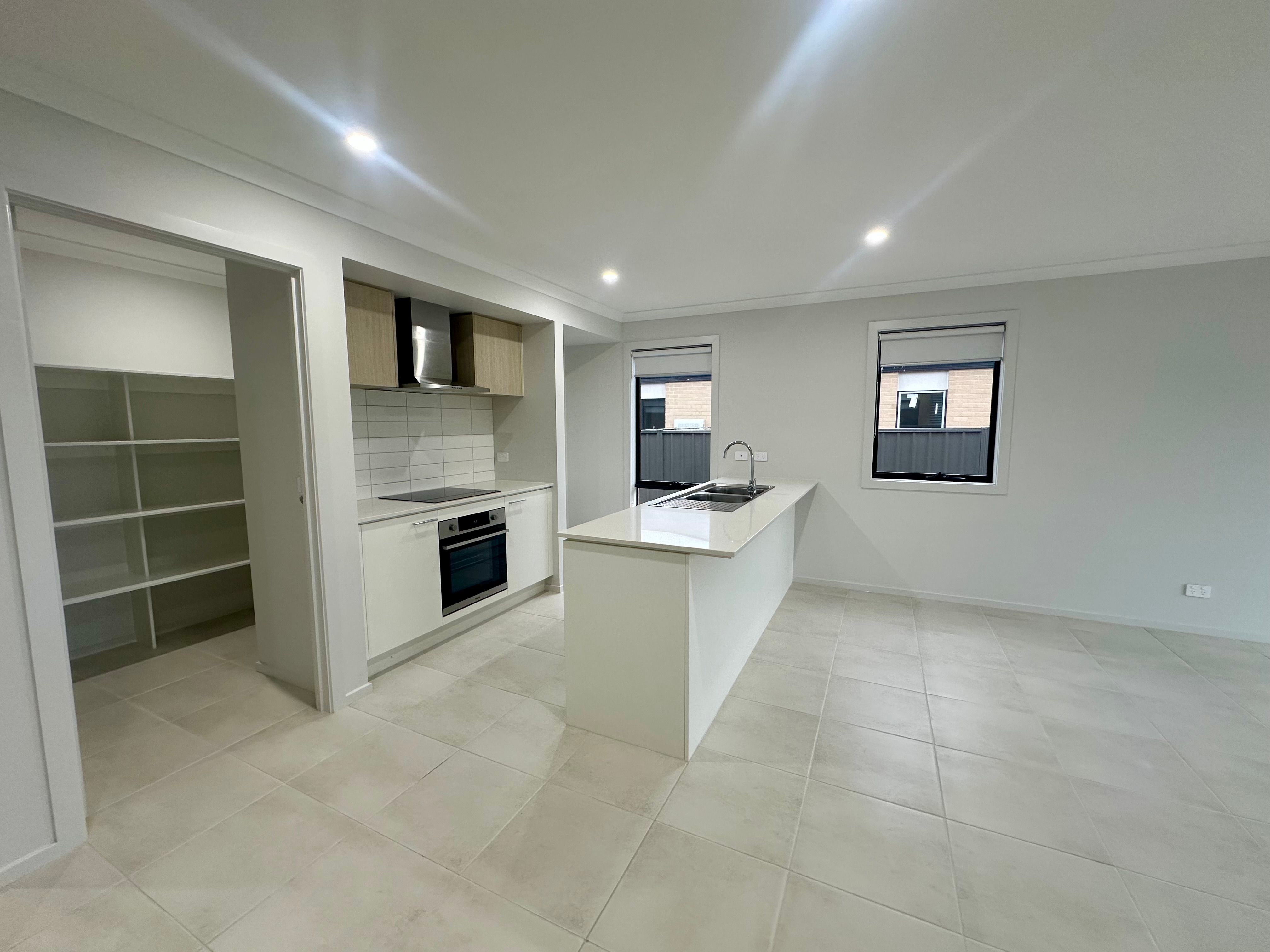 14 Kookaburra Street — photo 3 of 12