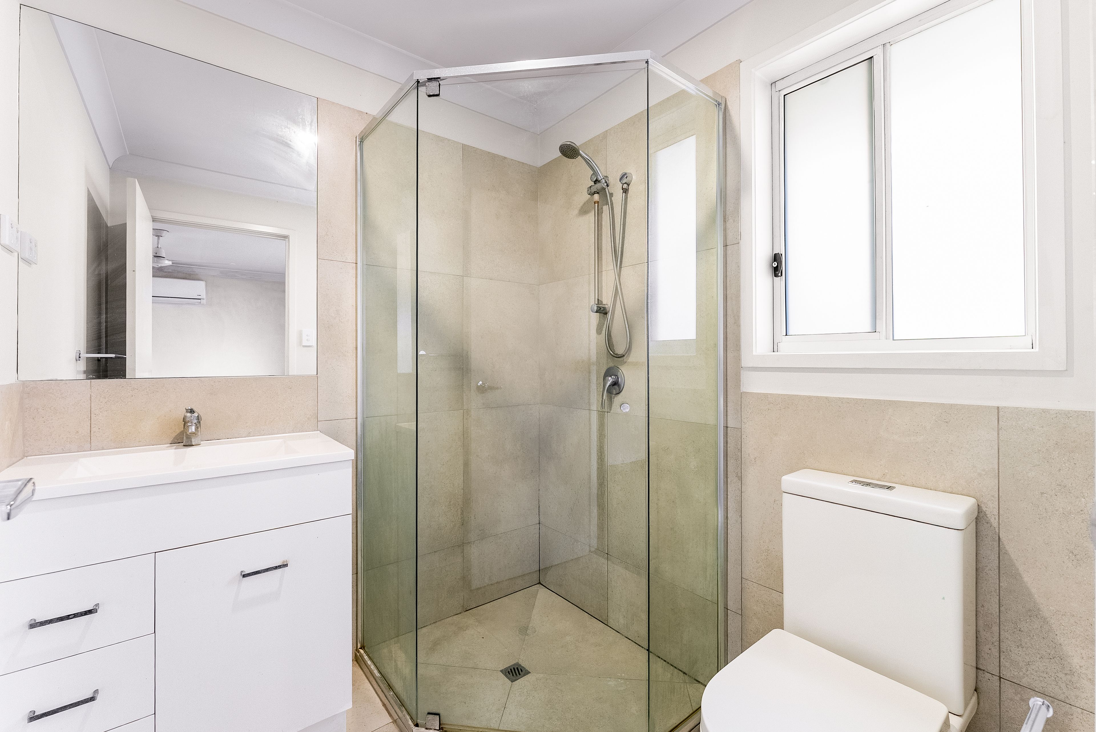 41 Wright Crescent — photo 6 of 18